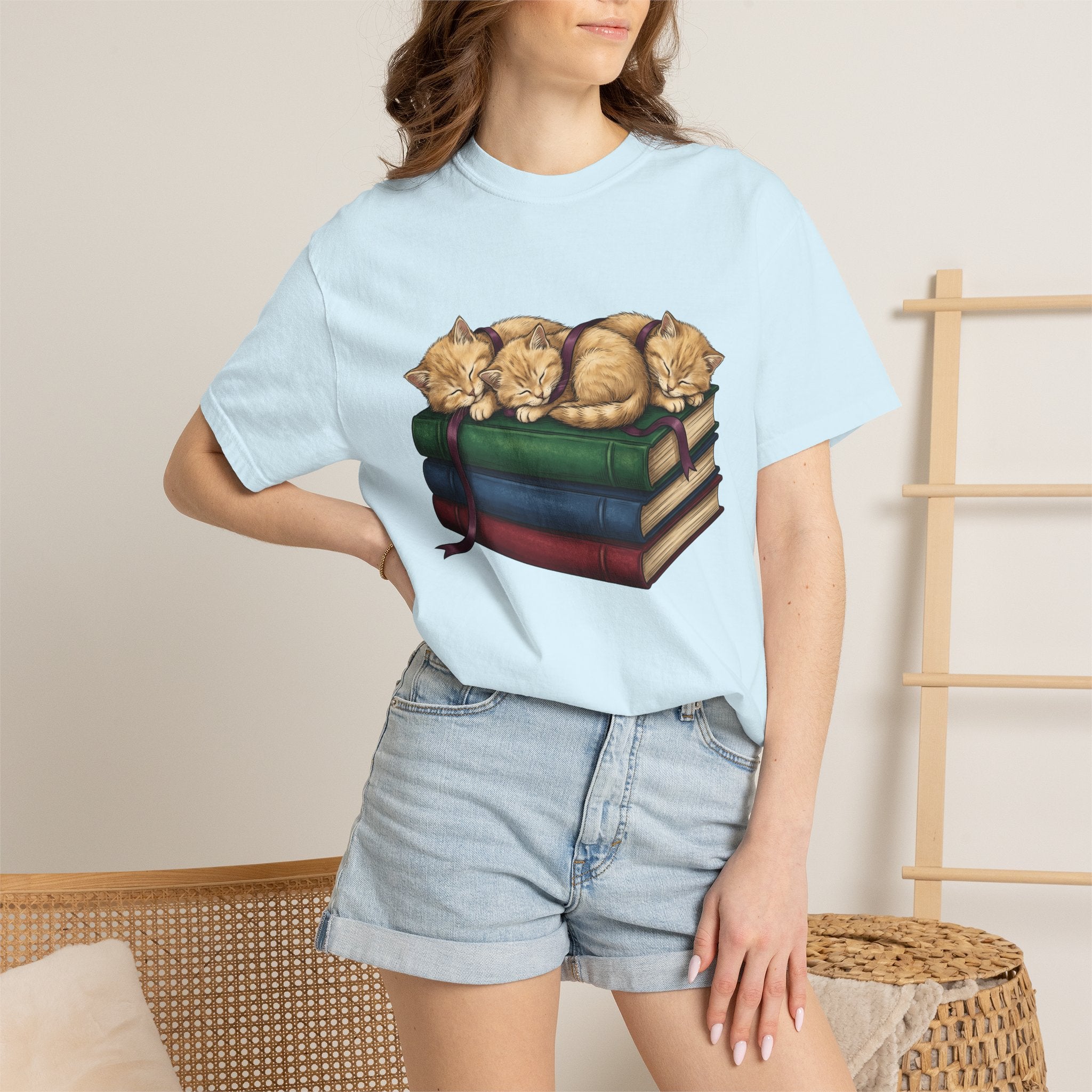 Sleeping Kittens Shirt Cat Book Gift Women Hand Drawn Tee Kitten T-Shirt Cat Fan Illustrated Tshirt Bibliophile Graphic Vintage Stacked