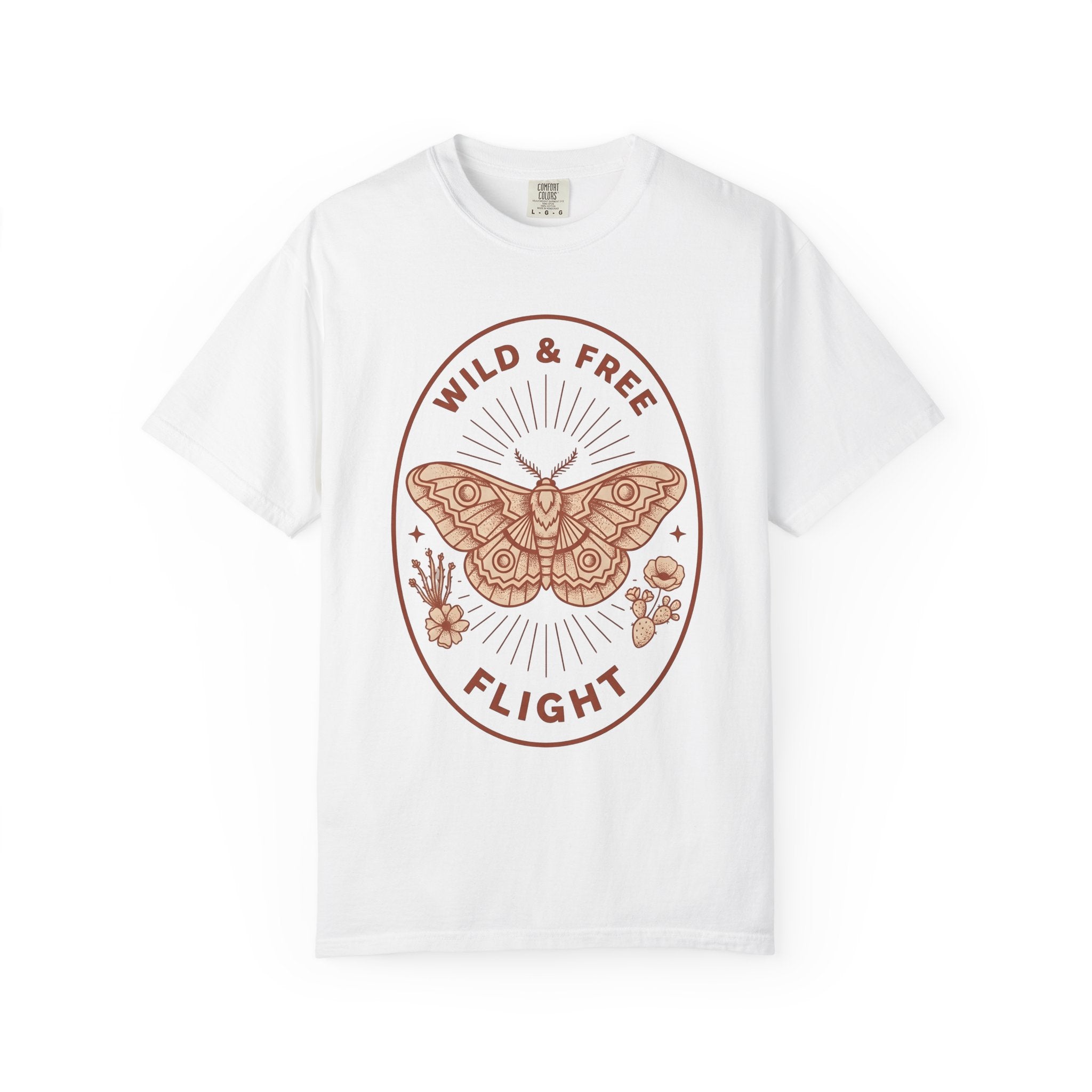Moth Graphic Shirt Boho Nature Gift Women Boho Tee Insect T-Shirt Hippie Fan Tribal Tshirt Environmental Graphic Vintage Floral Tshirt