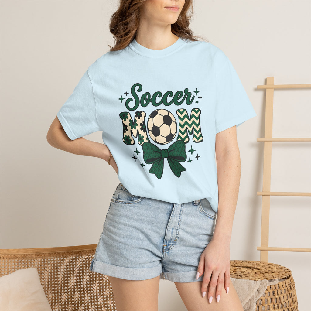 Soccer Ball Shirt Moms Athletics Gift Women Cute Tee Football T-Shirt Mom Enthusiast Adorable Tshirt Sports Graphic Vintage Ribbon Tshirt