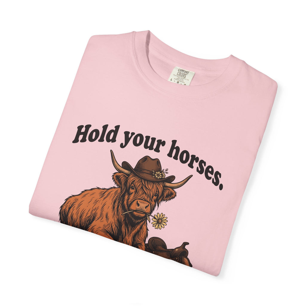 Highland Cattle Shirt Cowgirl Jokes Gift Women Farmhouse Tee Cow T-Shirt Rodeo Fan Country Tshirt Humor Graphic Retro Western Hat Tshirt