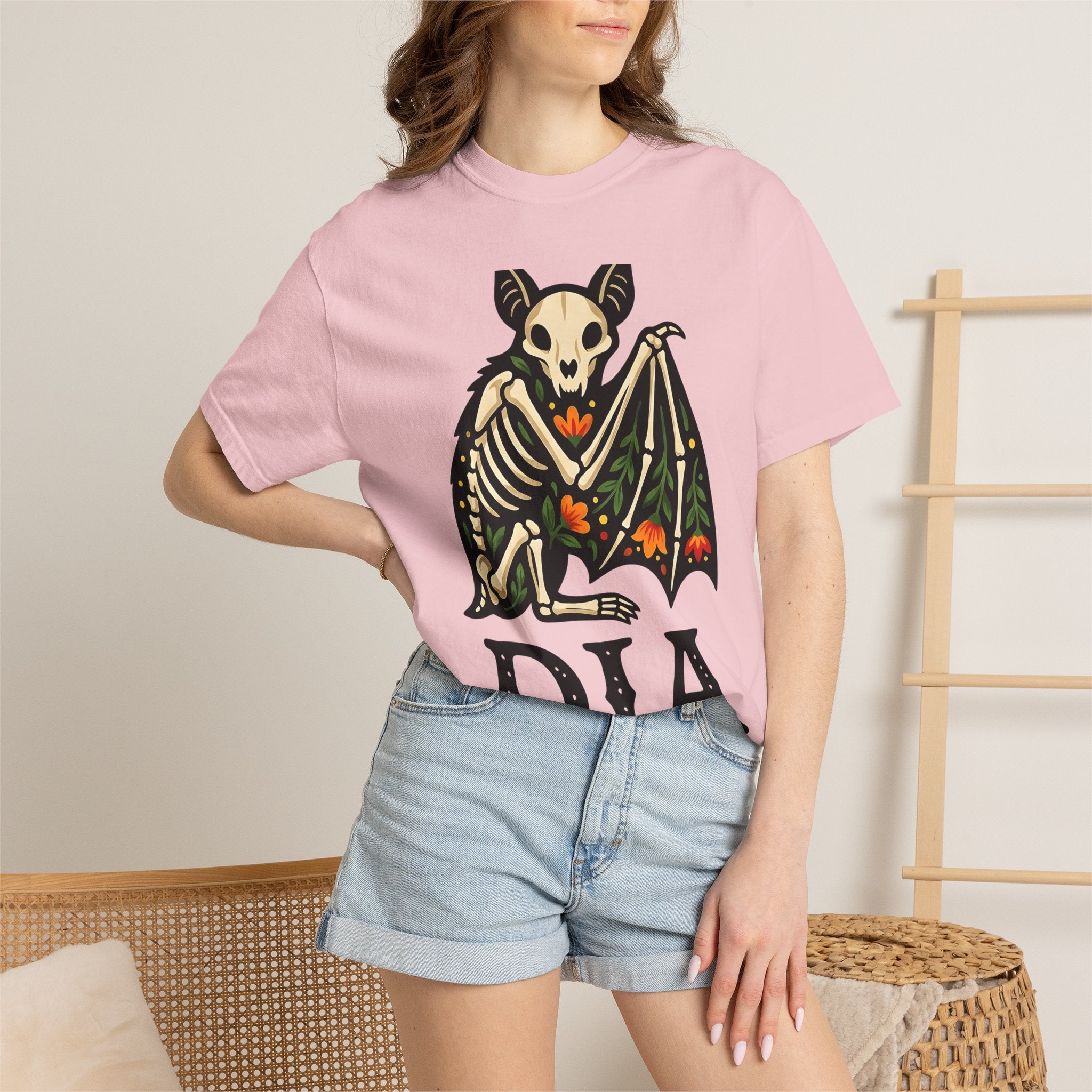 Bat Skeleton Shirt Holiday Gothic Gift Women Folk Art Tee Bat T-Shirt Halloween Fan Primitive Tshirt Dark Graphic Vintage Floral Tshirt