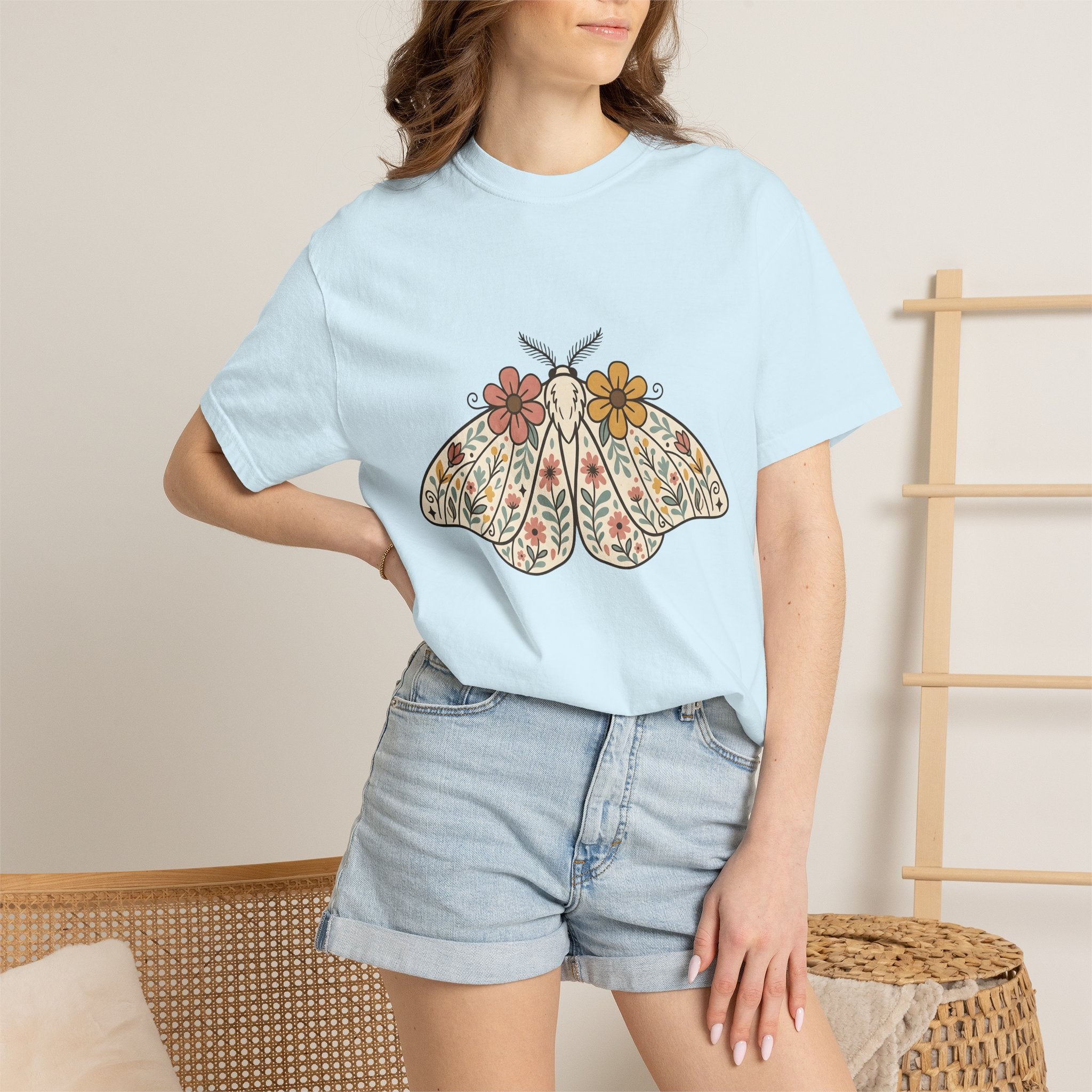 Blossom Moth Shirt Floral Wildlife Gift Women Rustic Tee Moth T-Shirt Flower Fan Botanical Tshirt Animal Graphic Native Meadow Flowers