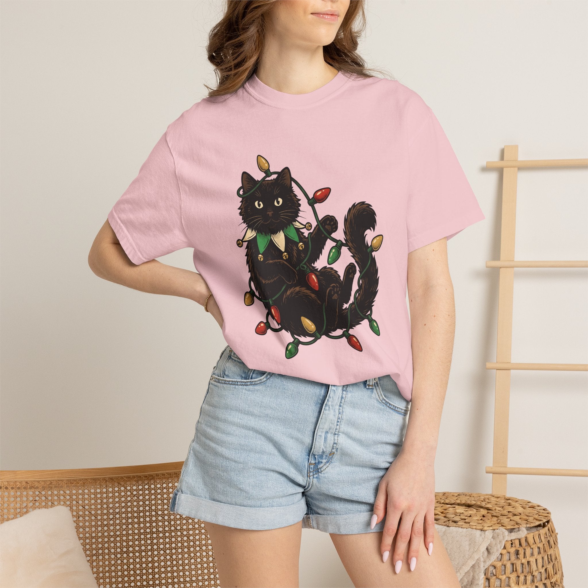 Black Cat Shirt Christmas Pet Gift Women Vintage Tee Cat T-Shirt Xmas Fan Retro Tshirt Animal Graphic Hand Drawn Christmas Lights Tshirt
