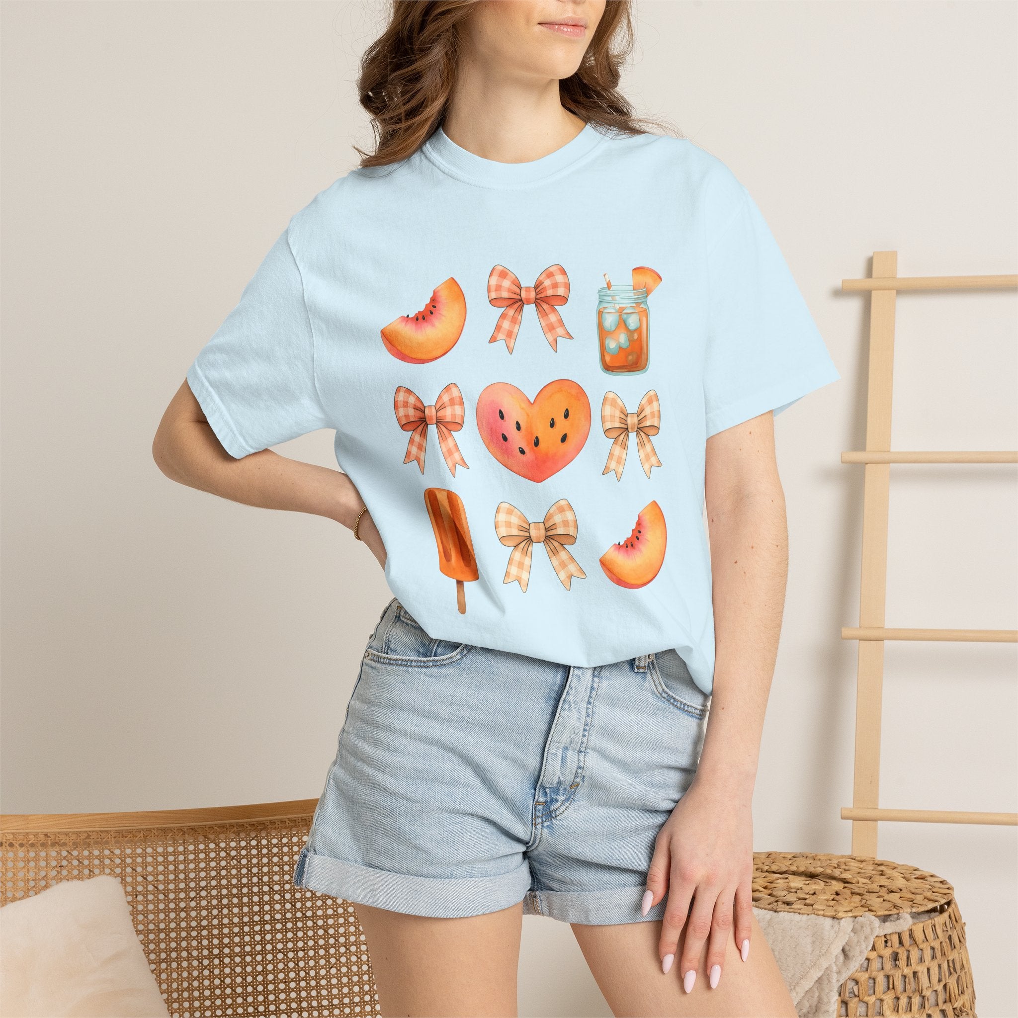 Peach Fruit Graphic Shirt Desserts Summer Gift Women Watercolor Tee Peach T-Shirt Pastry Fan Watercolour Tshirt Vacation Graphic Hand Drawn