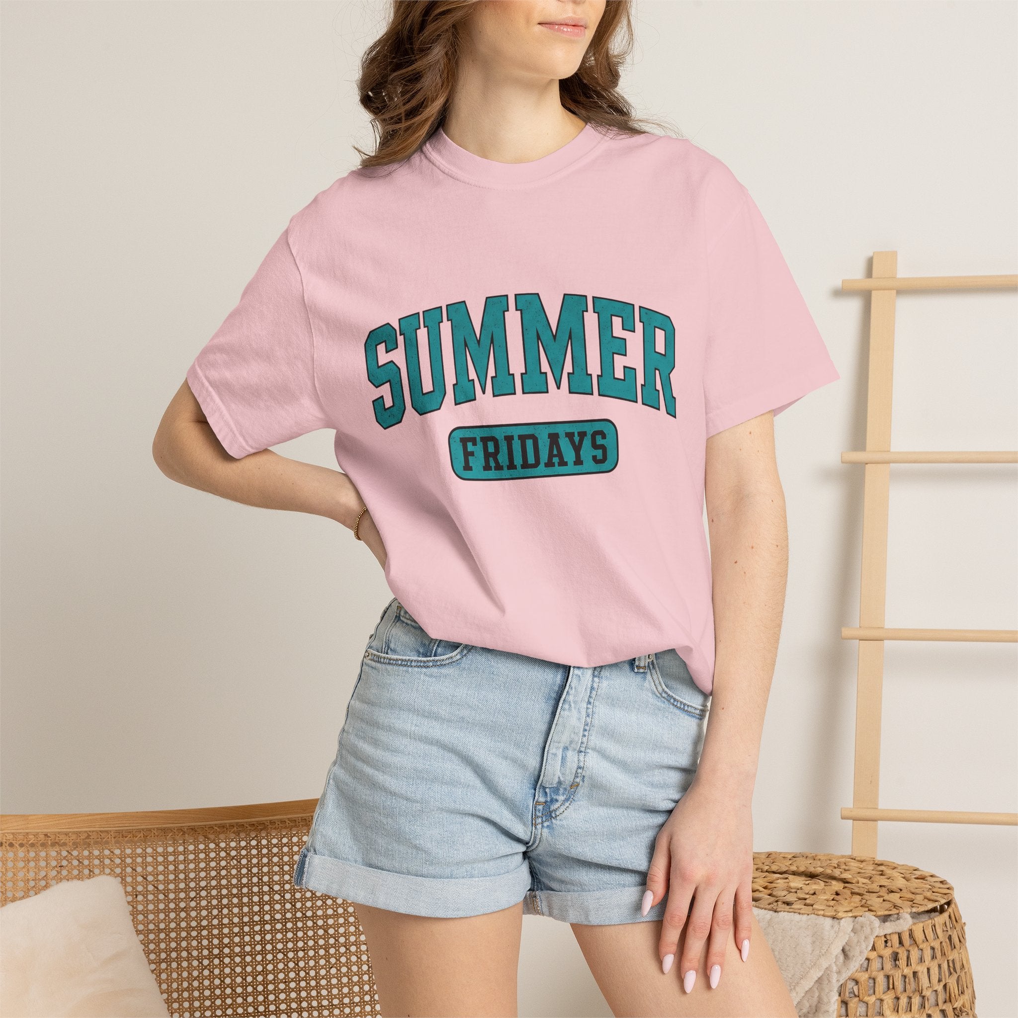 Varsity Font Shirt Summer Travel Gift Women Sportswear Tee Lettering T-Shirt Vacation Fan Retro Tshirt Adventure Graphic Classic Collegiate