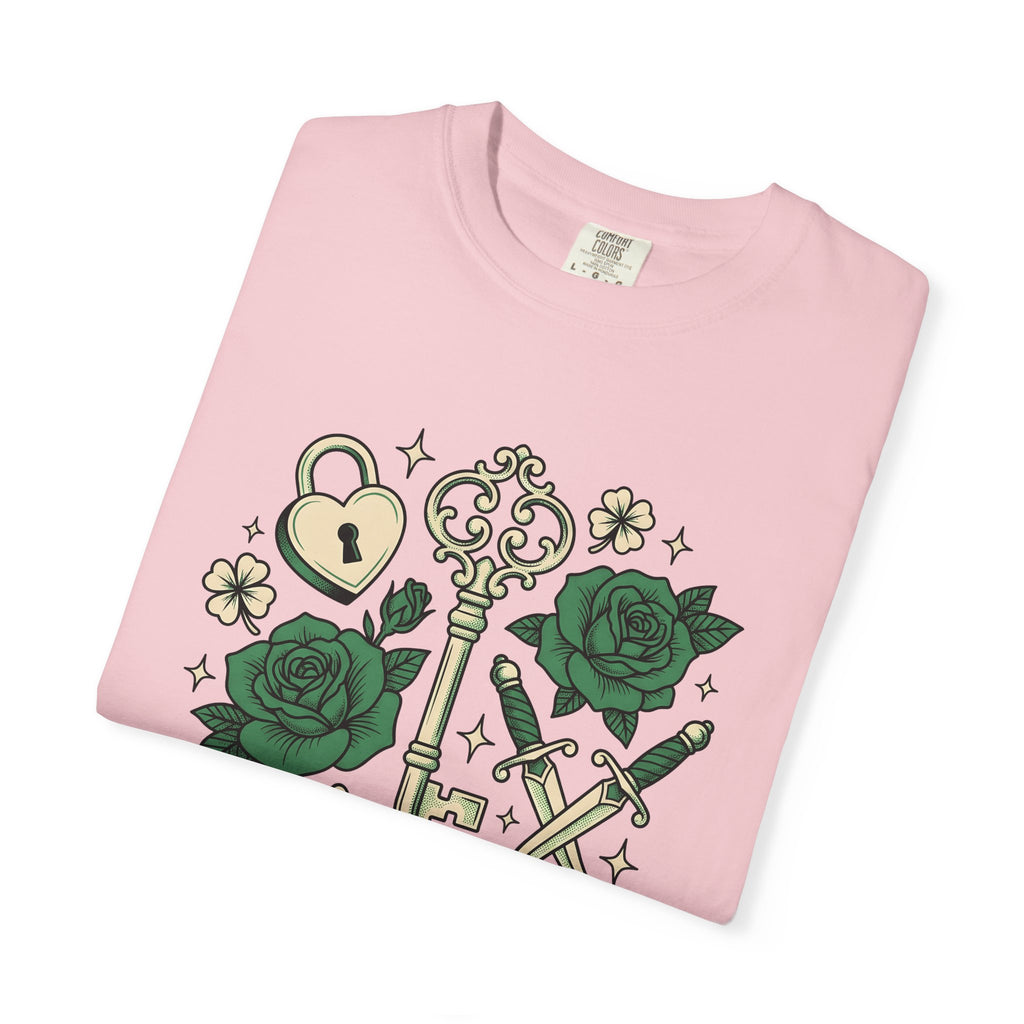 Classic Key Roses Shirt St Patricks Day Prosperity Gift Women Vintage Tee Floral Keys T-Shirt Luck Enthusiast Retro Tshirt Abundance Graphic