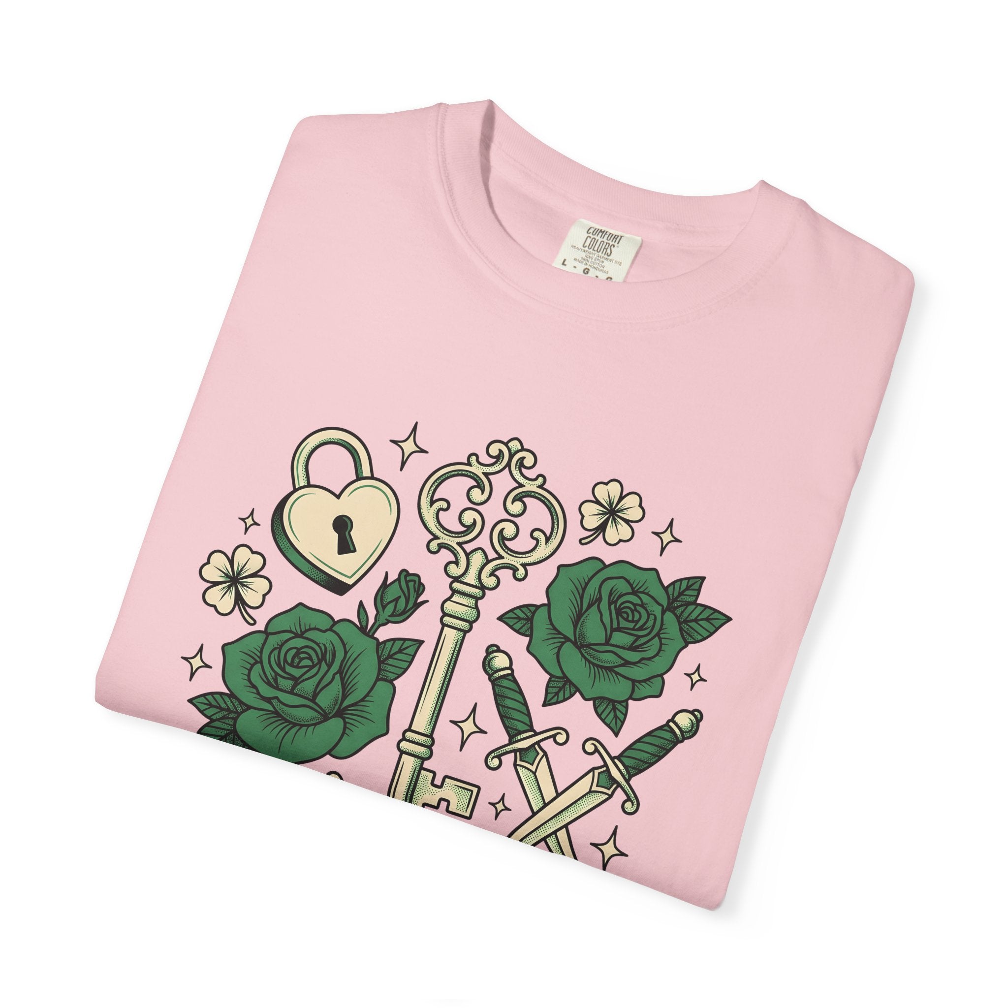 Classic Key Roses Shirt St Patricks Day Prosperity Gift Women Vintage Tee Floral Keys T-Shirt Luck Enthusiast Retro Tshirt Abundance Graphic