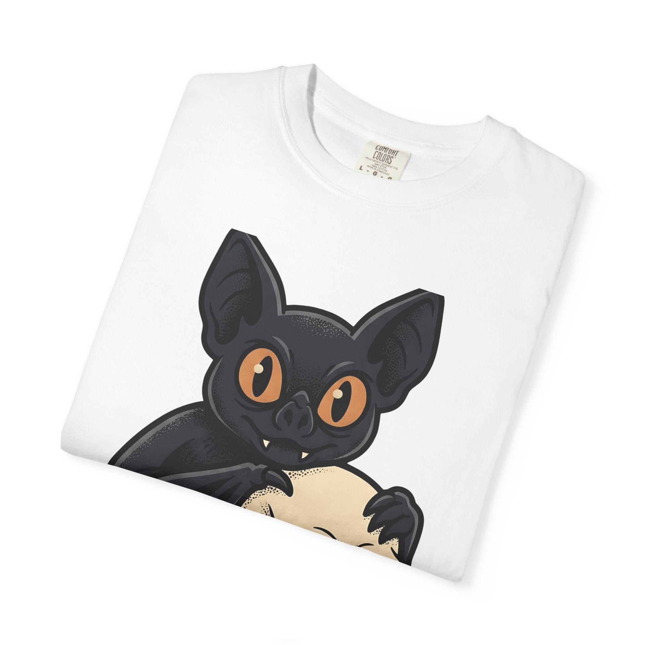 Bat Skull Shirt Halloween Gothic Gift Women Cartoon Tee Skull T-Shirt Horror Fan Spooky Tshirt Dark Graphic Vintage Eyes Tshirt