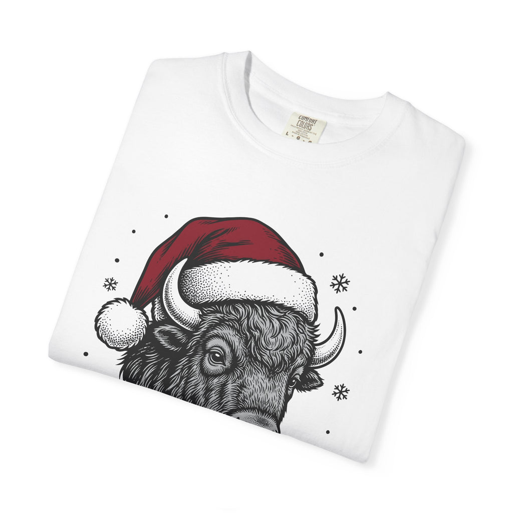 Bison Santa Hat Shirt Christmas Animal Gift Women Hand Drawn Tee Buffalo T-Shirt Xmas Fan Bison Graphic Vintage Snowflakes Tshirt