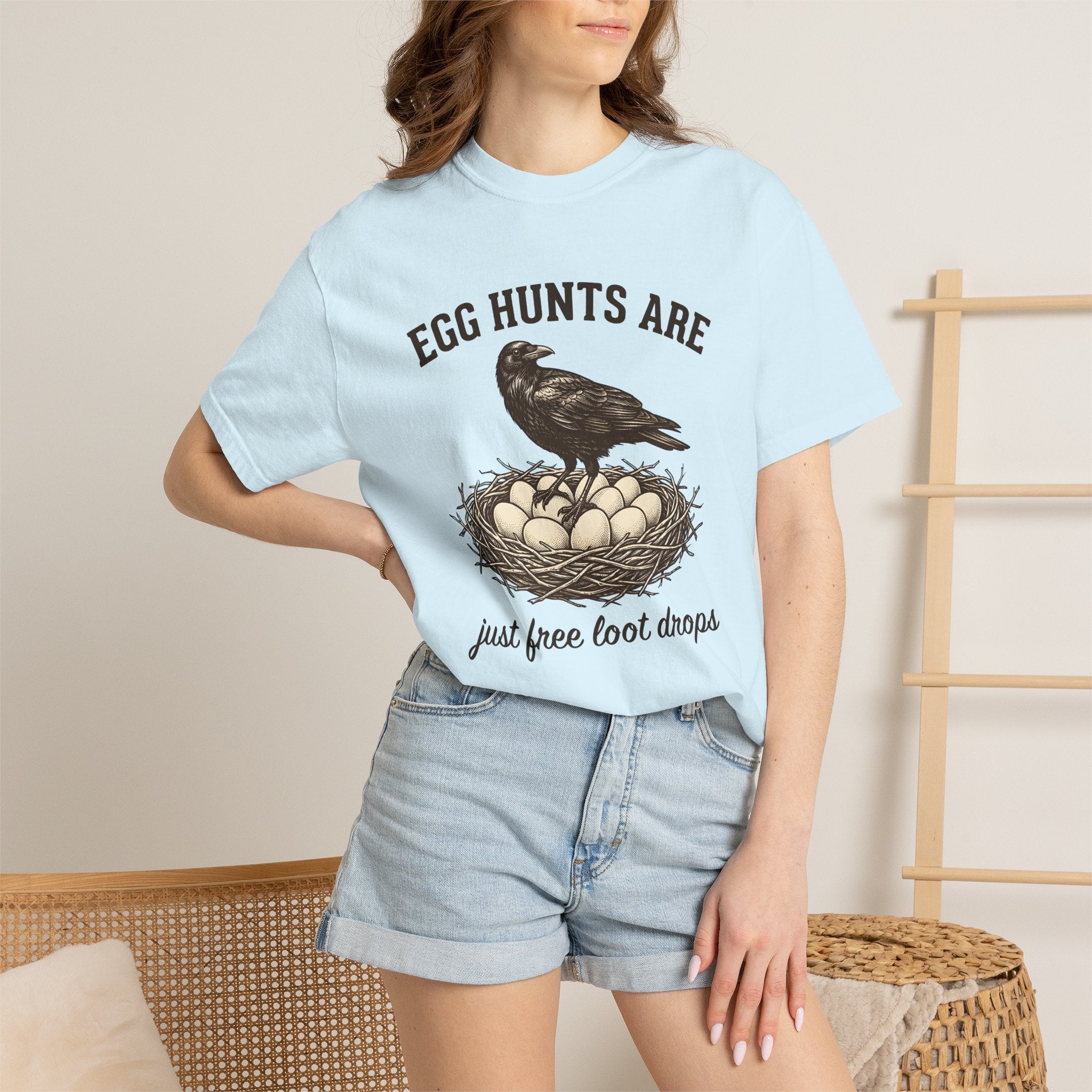 Blackbird Nest Shirt Easter Satire Gift Women Nostalgic Tee Nesting Box T-Shirt Easter Fan Vintage Tshirt Parody Graphic Pencil Art Clutch