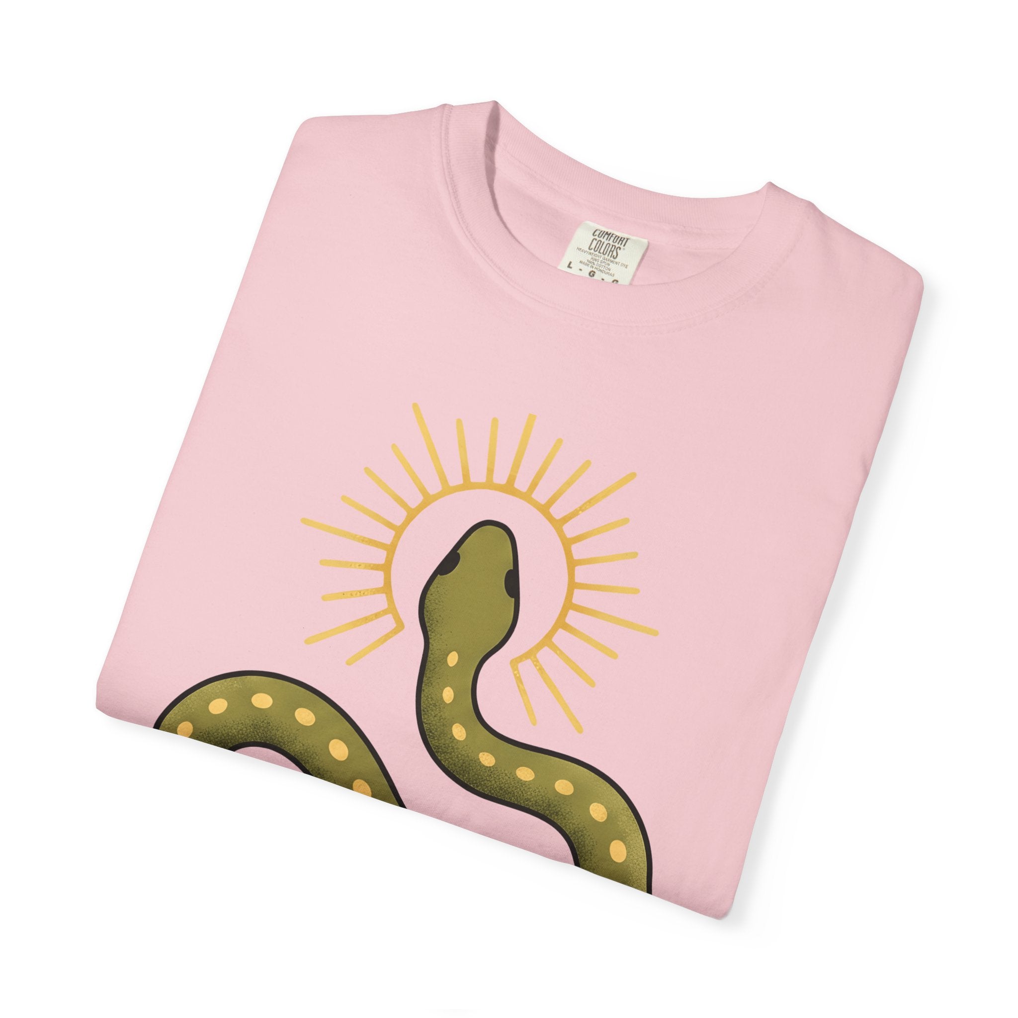 Snake Design Shirt Animal Magical Gift Women Hippie Tee Serpent T-Shirt Animal Fan Boho Tshirt Mystical Graphic Simple Rays Tshirt