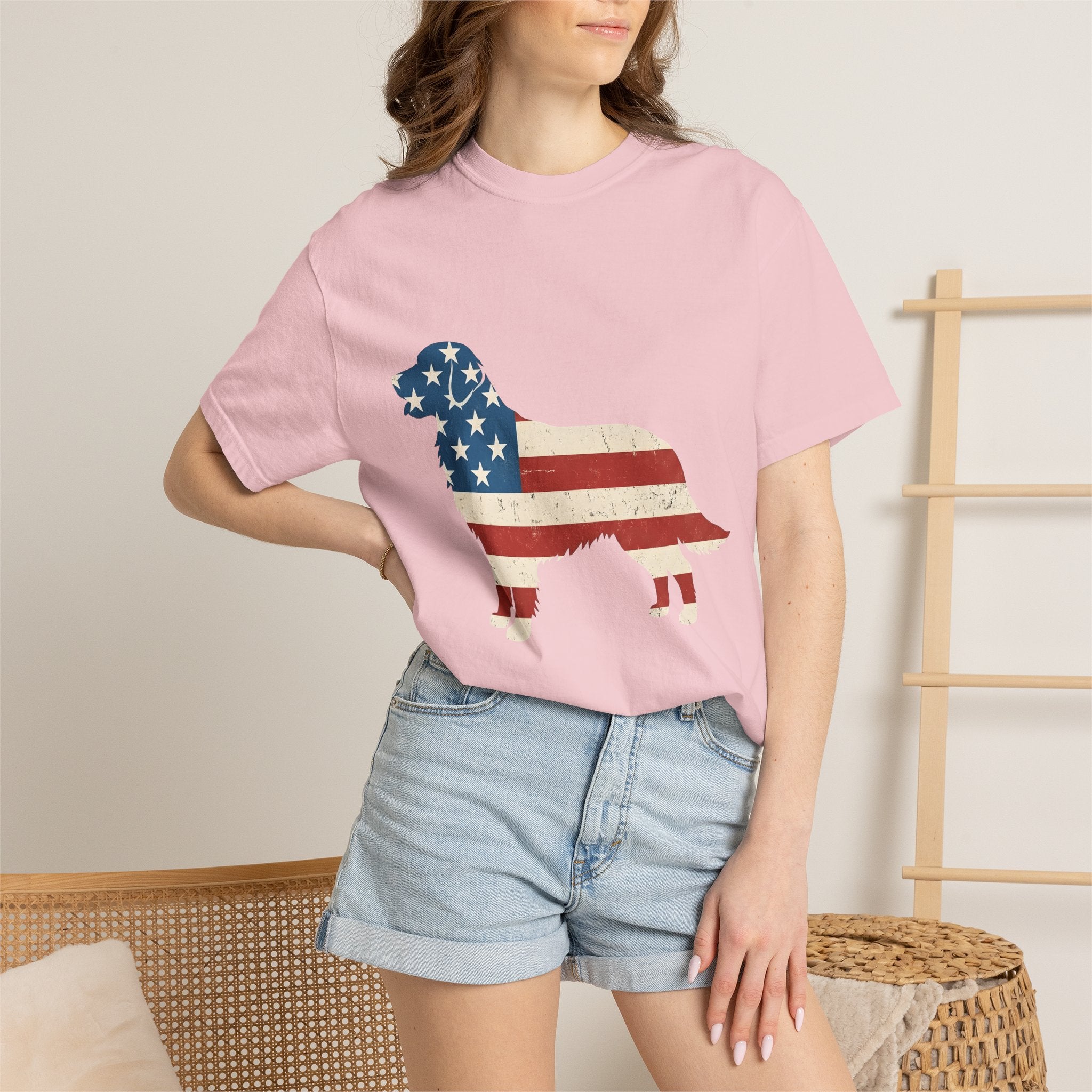 Golden Retriever Shirt America Animals Gift Women Hand Drawn Tee Retriever T-Shirt Patriot Fan Illustrated Tshirt Creature Graphic Sketch