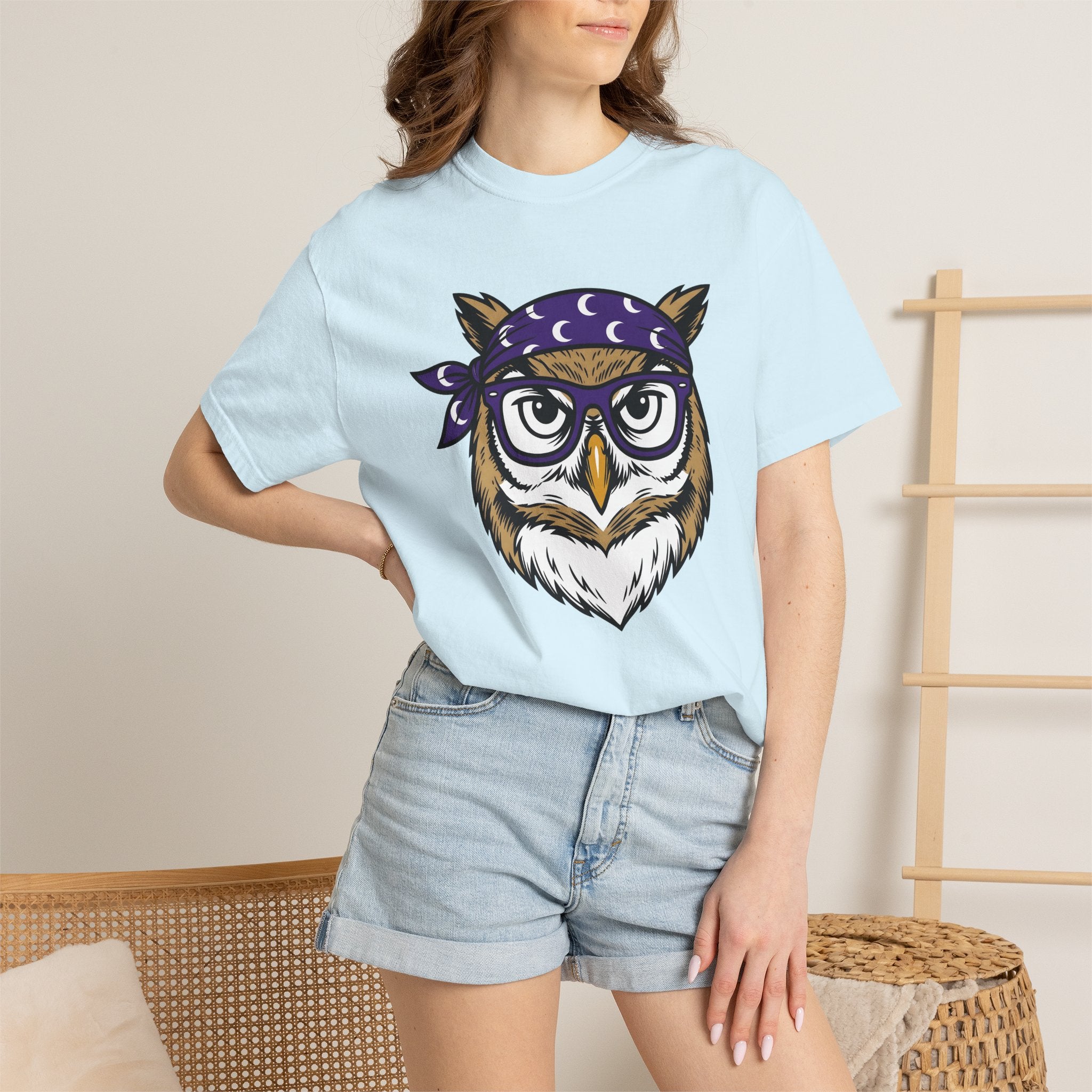 Owl Glasses Shirt Teachers Fauna Gift Women Illustration Tee Owl T-Shirt Educator Enthusiast Graphic Tee Wildlife Graphic Old School Head