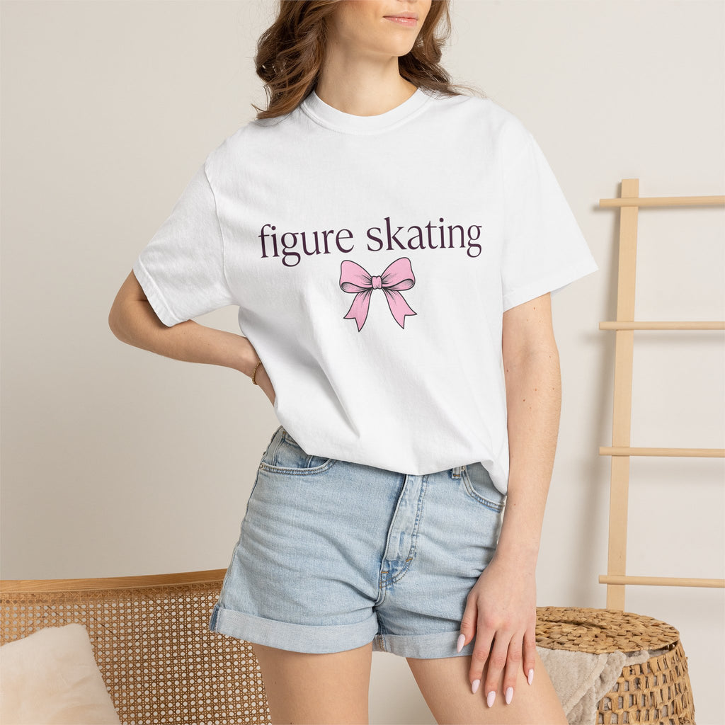 Rose Bow Shirt Figure Skating Competitor Gift Women Charming Tee Bow T-Shirt Skater Enthusiast Ribbon Tshirt Athlete Graphic Clean Sport
