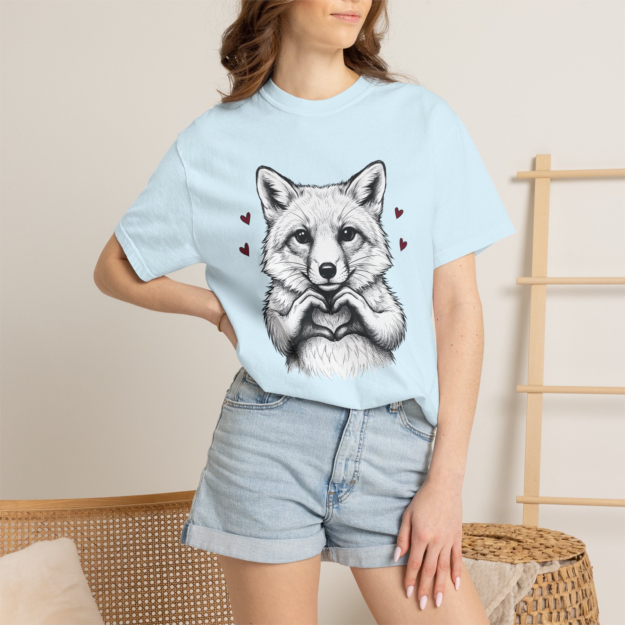 Fox Heart Hands Shirt St. Valentine's Day Animal Gift Women Hand Drawn Tee Fox T-Shirt Valentine Fan Illustrated Tshirt Wildlife Graphic