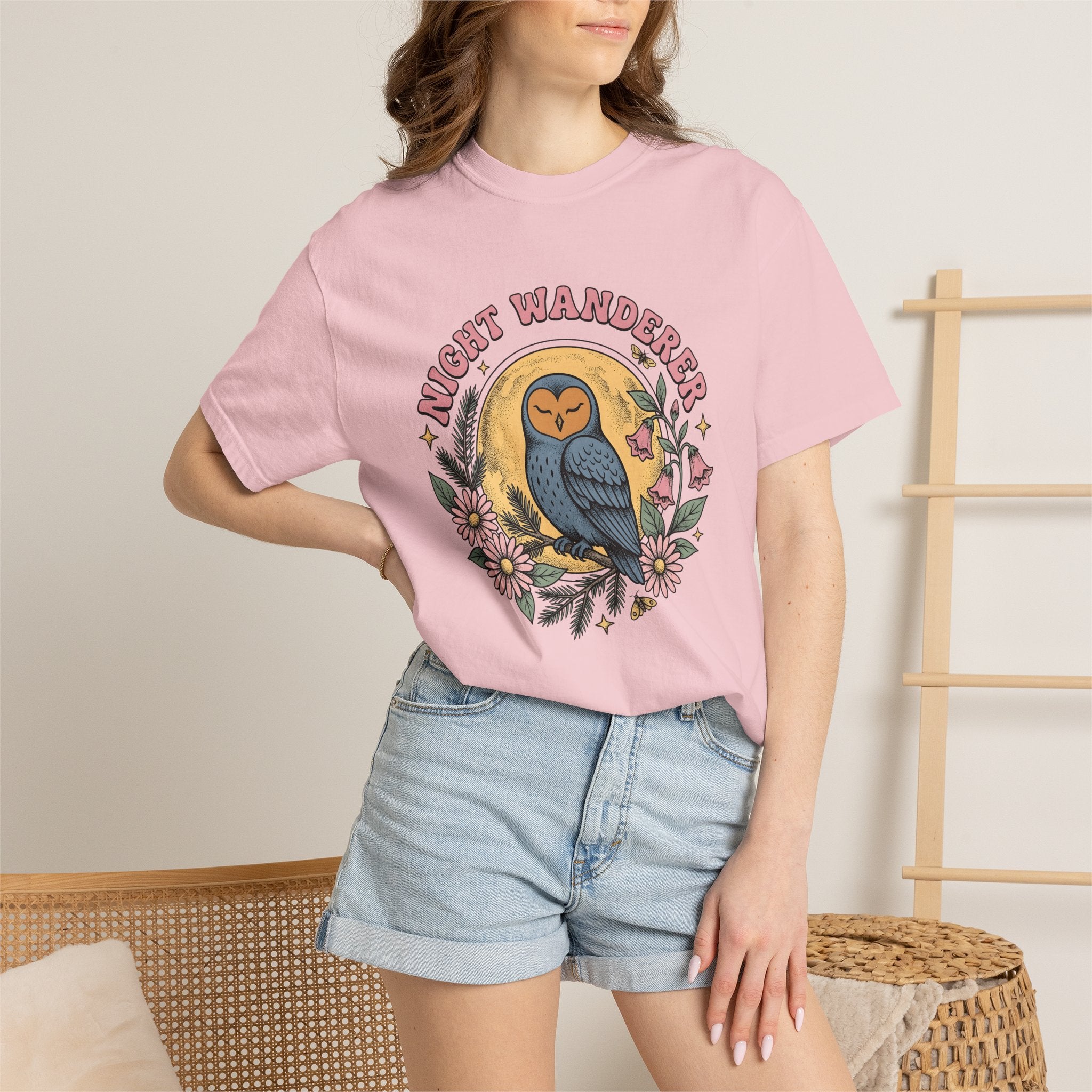 Owl Night Shirt Boho Chic Wilderness Gift Women Classic Tee Owl T-Shirt Hippie Fan Retro Tshirt Nature Graphic Doodle Garden Blooms Tshirt