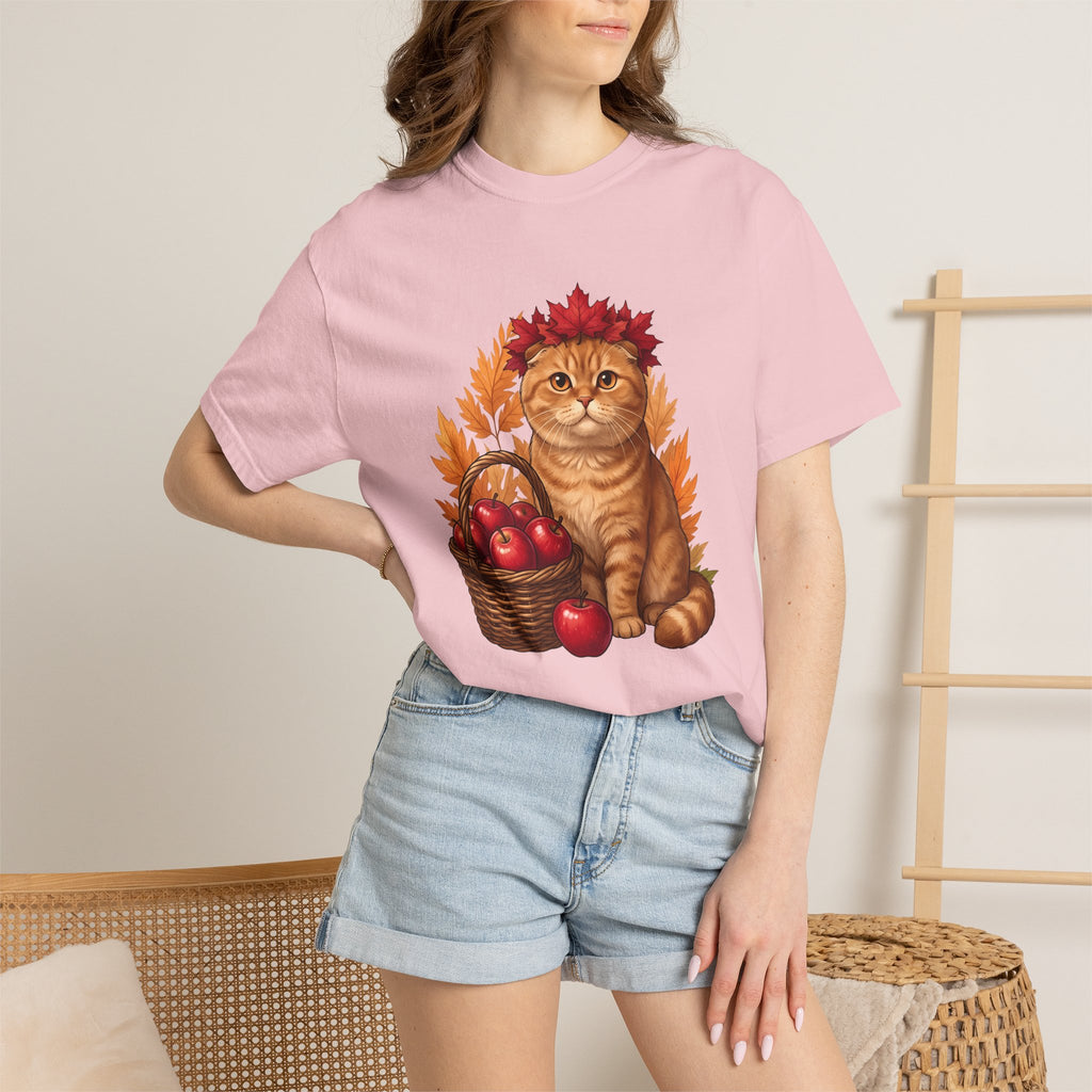 Orange Kitten Shirt Cat Harvest Gift Women Cartoon Tee Kitten T-Shirt Cat Fan Feline Tshirt Autumn Graphic Doodle Apple Crate Tshirt