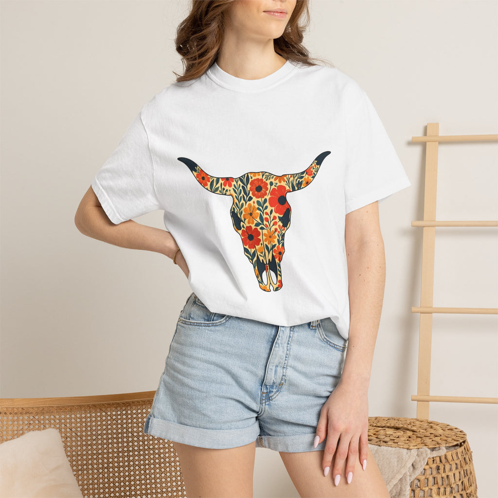 Steer Skull Shirt Cowgirl Ranch Gift Women Southwestern Tee Bull Skull T-Shirt Rodeo Fan Western Tshirt Farm Graphic Sketch Prairie Flowers