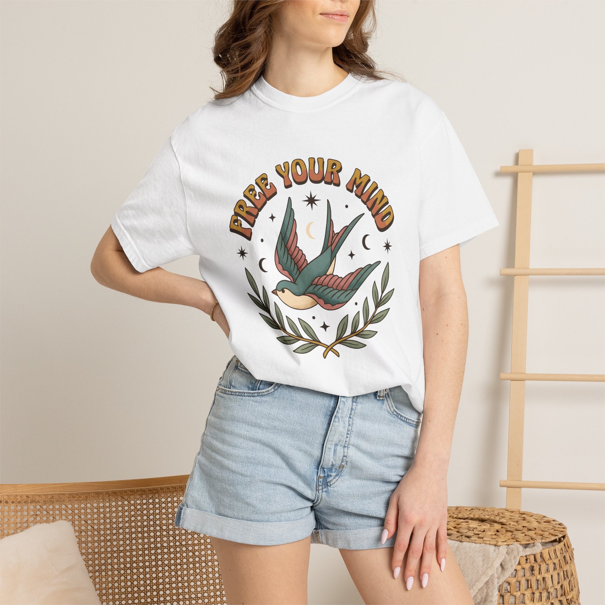 Swallow Bird Shirt Boho Chic Garden Gift Women Line Art Tee Martin T-Shirt Bohemian Fan Illustration Graphic Sketch Branch Tshirt