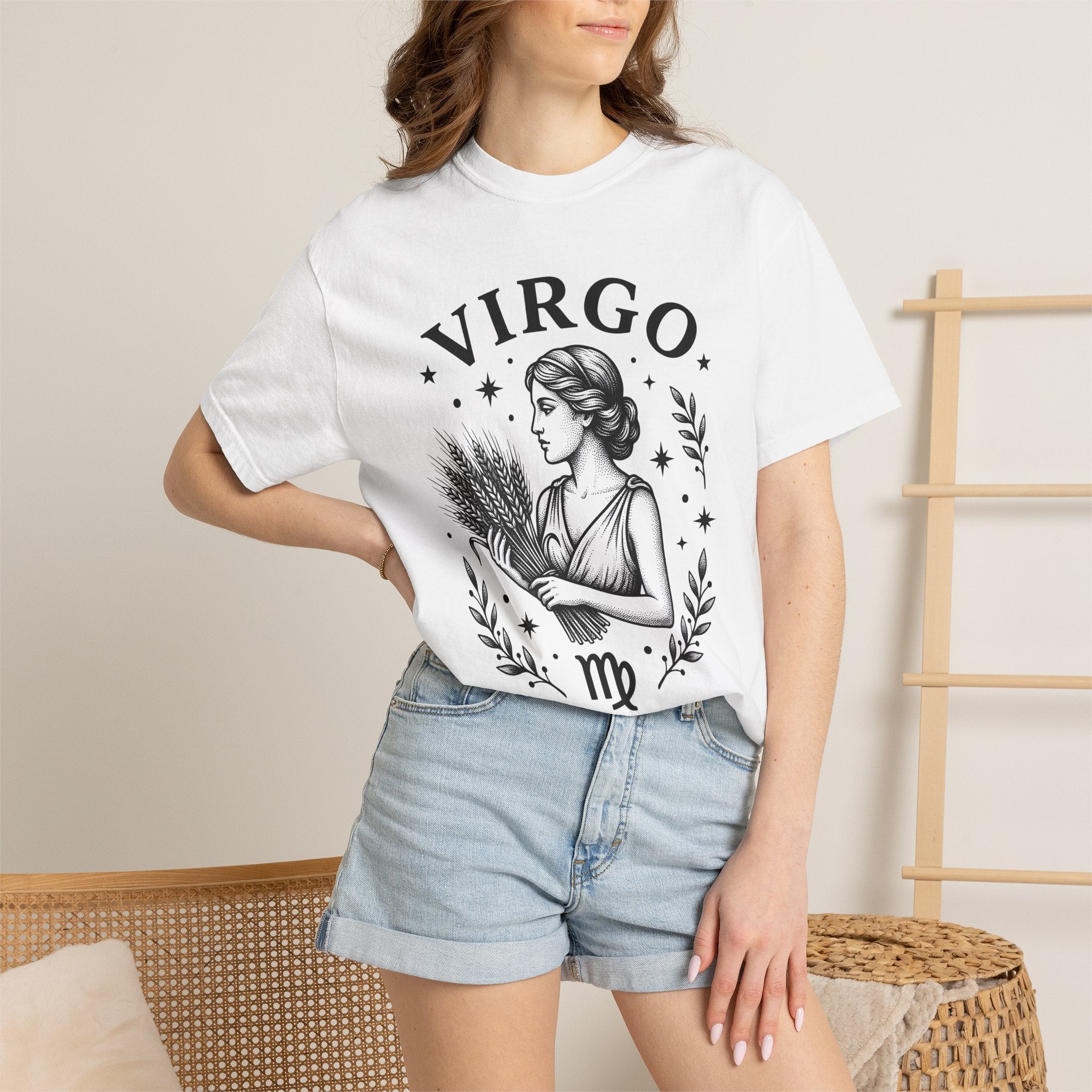 Astrology Woman Shirt Zodiac Horoscope Gift Women Retro Tee Astrology T-Shirt Zodiac Fan Vintage Tshirt Astrology Graphic Sketch Grain