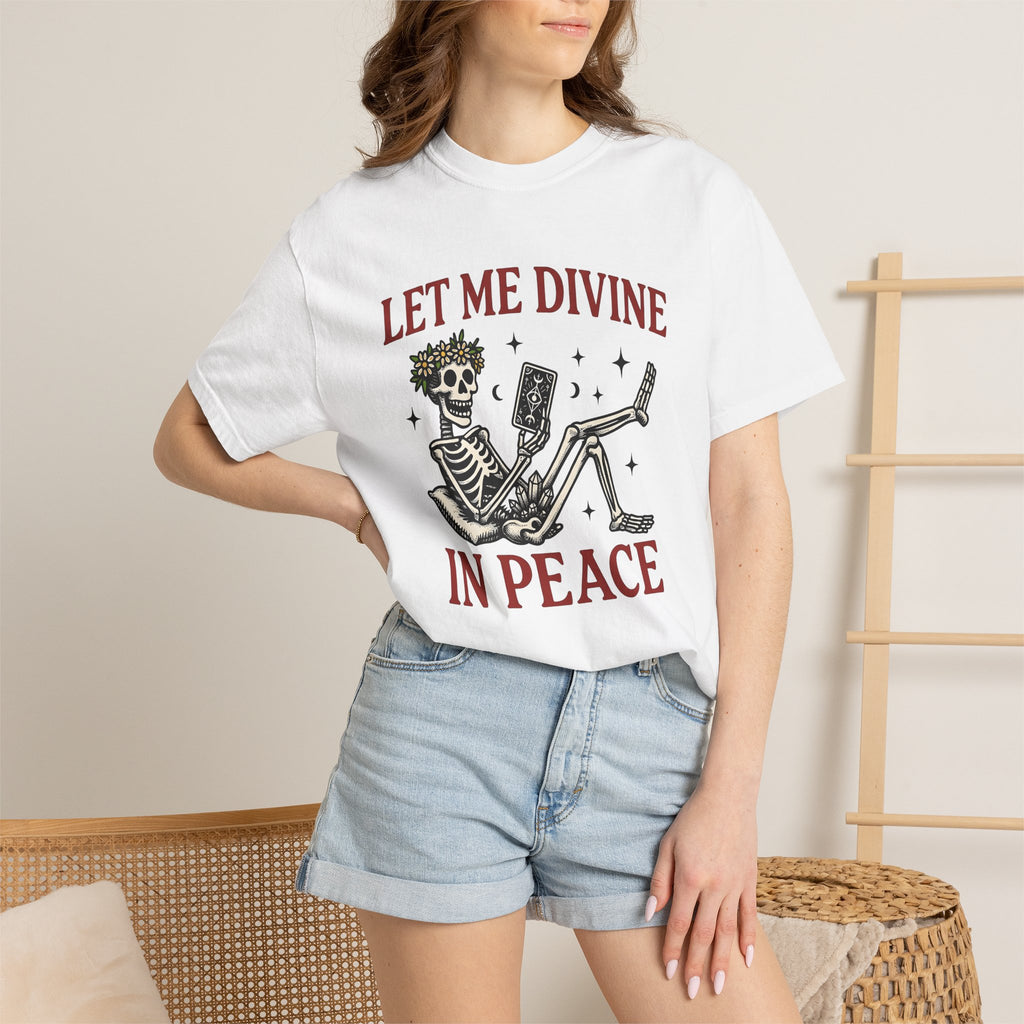 Bone Tarot Shirt Gothic Mystical Gift Women Striking Graphic Tee Tarot Card T-Shirt Dark Fan Graphic Design Illustration Old School Flower