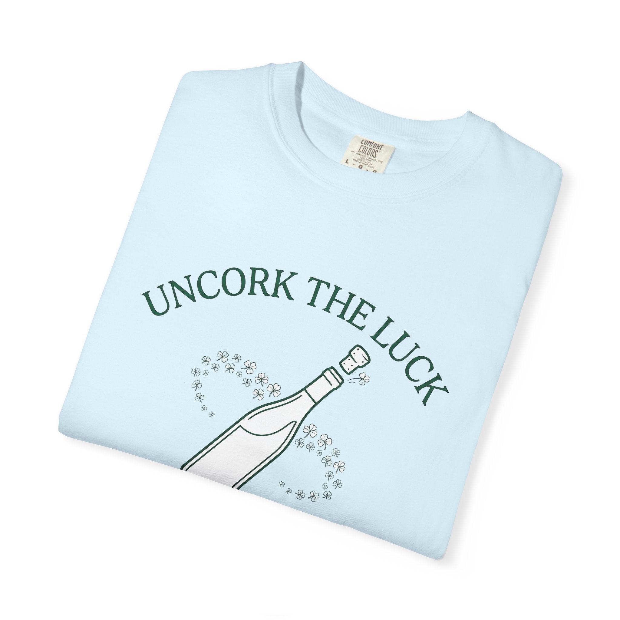Champagne Bottle Shirt St Patrick's Day Alcohol Gift Women Simple Tee Champagne T-Shirt Irish Fan Vintage Tshirt Boozy Graphic Retro Clover