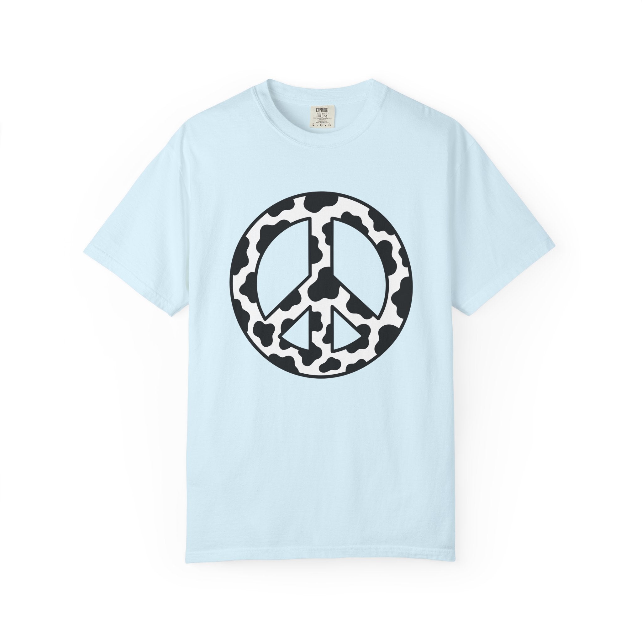 Cow Pattern Peace Symbol Shirt Cowgirl Boho Gift Women Graphic Tee Cow Print T-Shirt Rodeo Fan Western Tshirt Hippie Design Cowgirl Graphic
