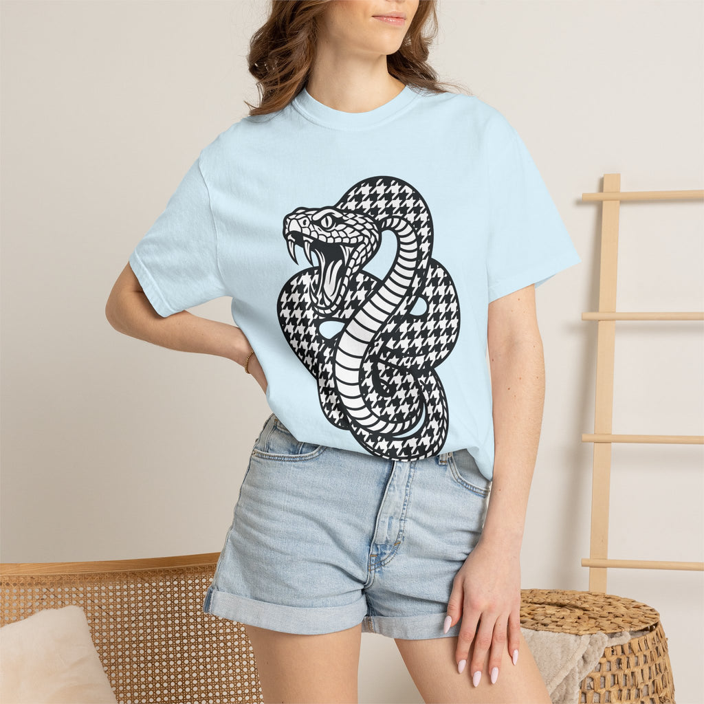 Snake Illustration Shirt Boho Chic Creatures Gift Women Colorful Tee Serpent T-Shirt Bohemian Fan Vibrant Tshirt Wildlife Graphic Clean