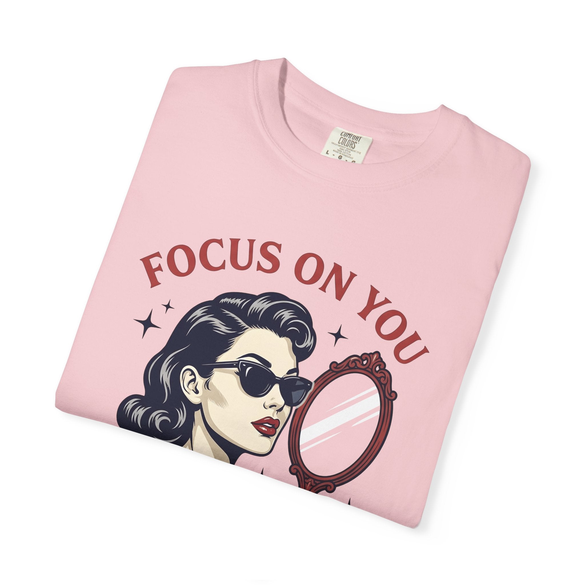 Retro Female Shirt Self Love Confidence Gift Women Retro Tee Vintage Woman T-Shirt Empowerment Enthusiast Vintage Style Tshirt Bold Graphic