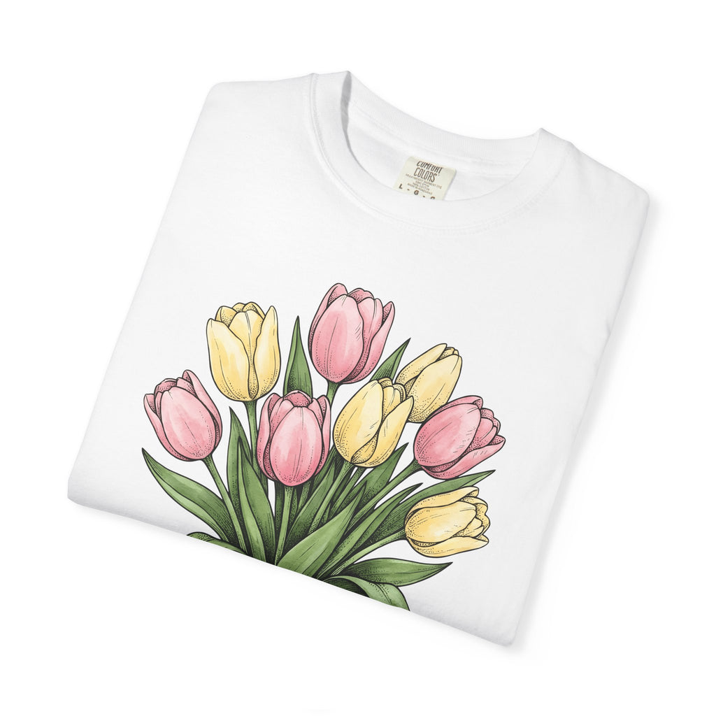 Tulip Bunch Shirt Easter Blossoms Gift Women Flower Illustration Tee Bouquet T-Shirt Spring Fan Floral Tshirt Floral Graphic Retro Bow