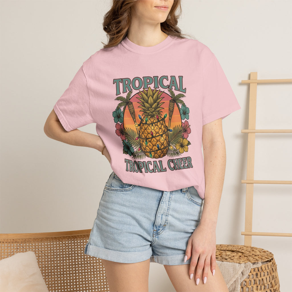 Pineapple Shirt Christmas Travel Gift Women Vintage Tee Ananas T-Shirt Xmas Fan Retro Illustration Retro Fairy Lights Tshirt