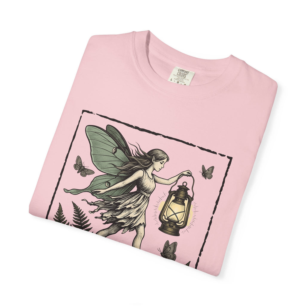 Fairy Lantern Shirt Fairy Fantasy Gift Women Vintage Tee Lantern T-Shirt Fae Fan Retro Tshirt Mythical Graphic Hand Drawn Butterfly Tshirt