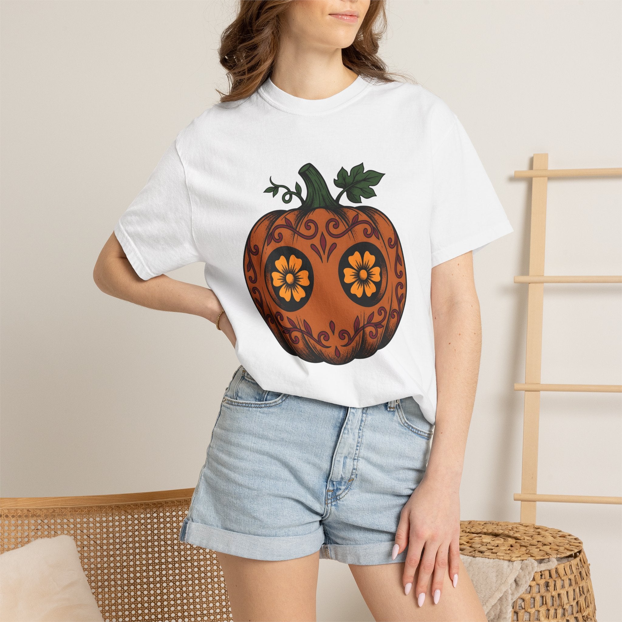 Pumpkin Illustration Shirt Halloween Spooky Gift Women Blackwork Tee Gourd T-Shirt Horror Fan Dark Graphic Tshirt Classic Floral Design