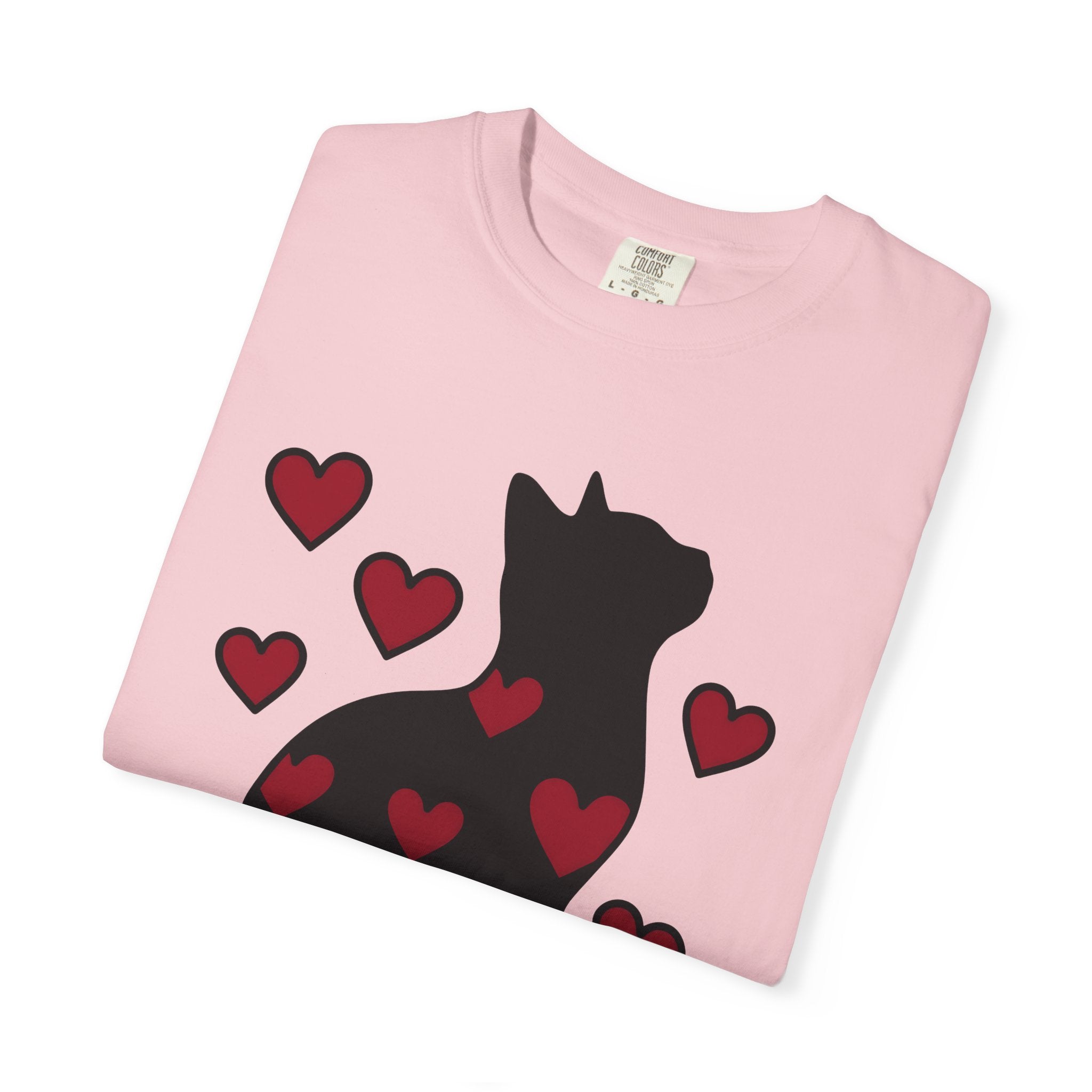 Black Pussycat Shirt Cat Affection Gift Women Understated Tee Cat T-Shirt Feline Fan Kitty Tshirt Love Graphic Trendy Heart Icons Tshirt