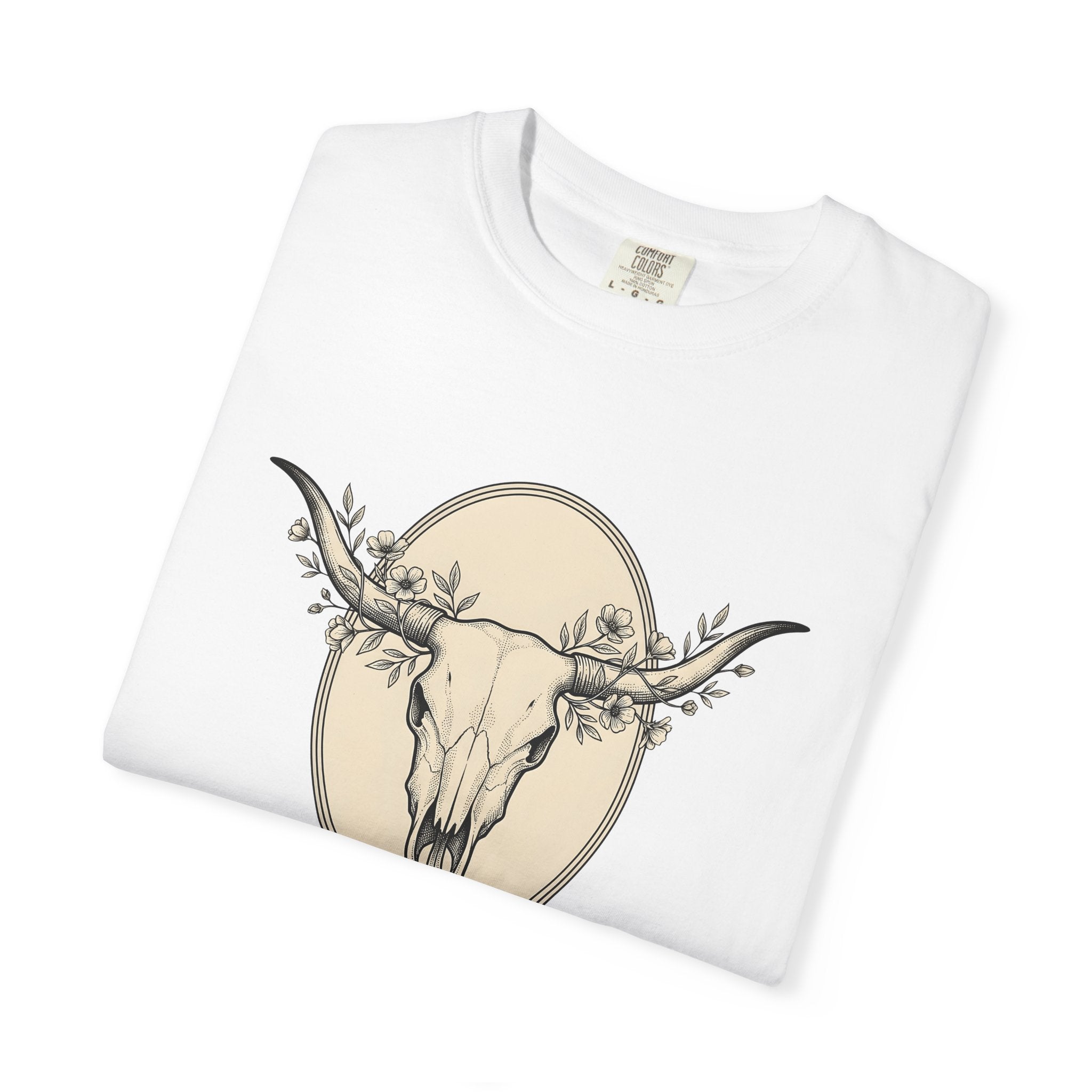 Cow Skull Shirt Cowgirl Cowboy Gift Women Southwestern Tee Bull Skull T-Shirt Rodeo Fan Western Tshirt Cowboy Graphic Rustic Meadow Flowers