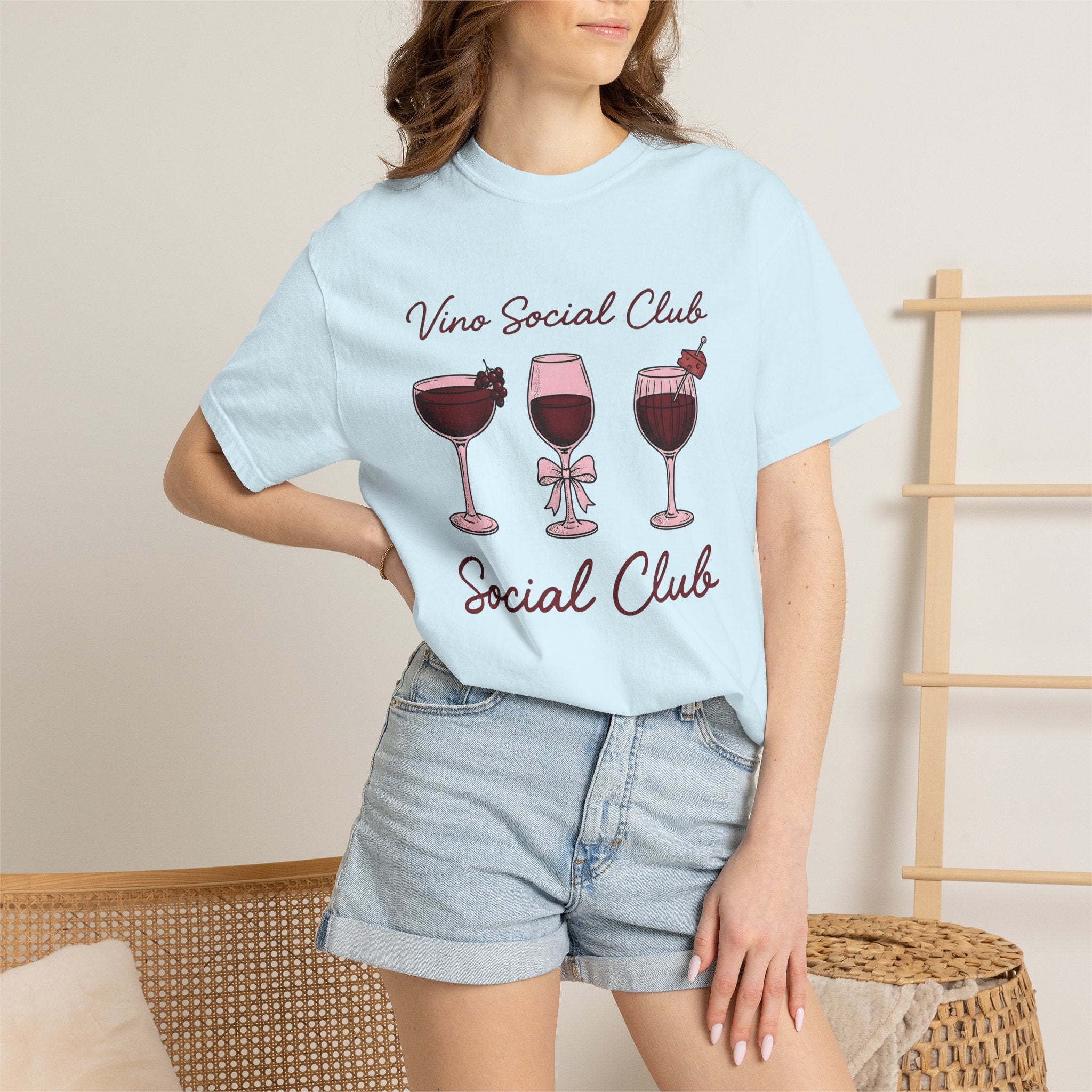 Wine Glasses Shirt St Valentines Day Wine Gift Women Hand Drawn Tee Glassware T-Shirt Valentine Fan Illustrated Tshirt Wine Graphic Vintage
