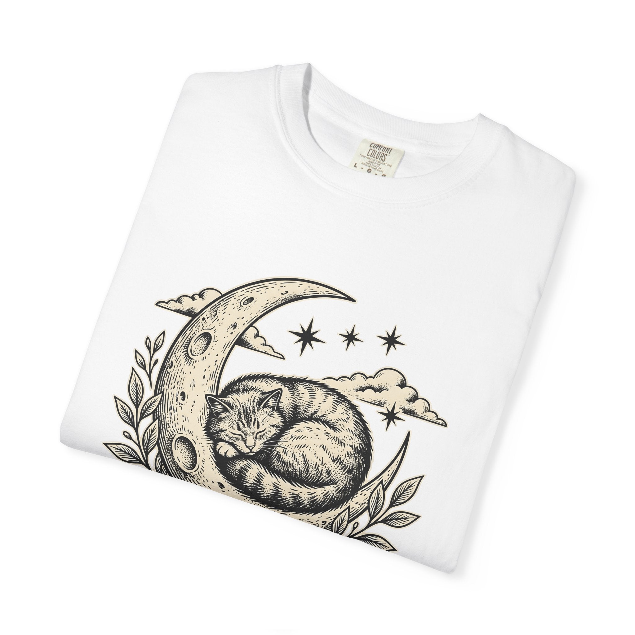 Resting Feline Shirt Cat Space Gift Women Classic Tee Cat T-Shirt Cat Fan Galaxy Graphic Tshirt Line Art Moon Shape Tshirt