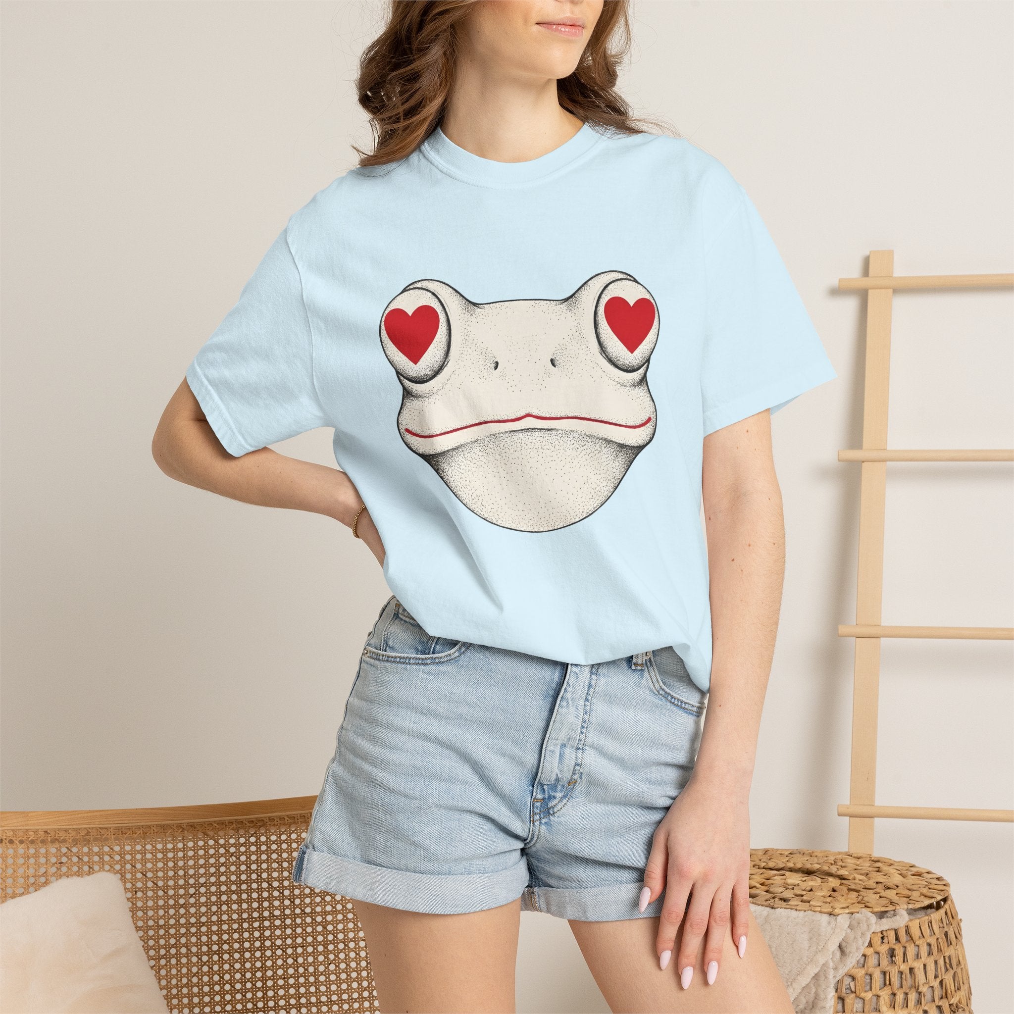 Frog Head Shirt St. Valentine's Day Wildlife Gift Women Simple Tee Toad T-Shirt Valentine Fan Minimalist Tshirt Animal Graphic Classic Love