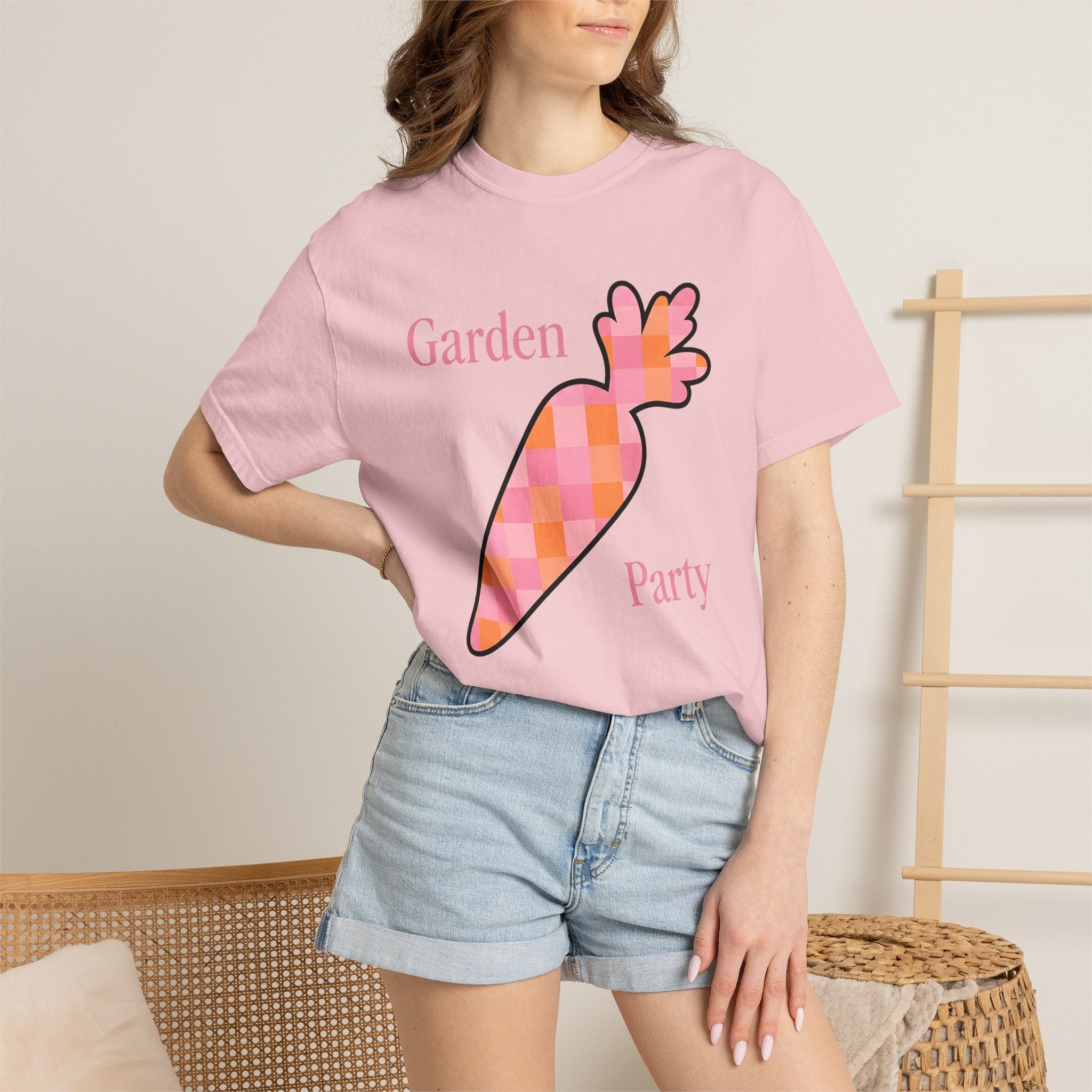 Tartan Carrot Shirt Easter Botany Gift Women Vintage Tee Carrot Top T-Shirt Easter Fan Retro Tshirt Floral Graphic Sleek Muted Plaid Motif