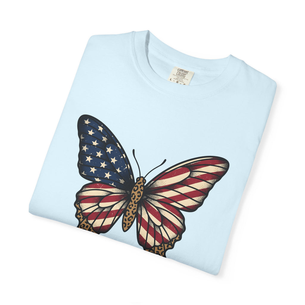 Patriotic Butterfly Shirt 4th Of July Patriotic Gift Women Vintage Tee Butterfly T-Shirt Fireworks Fan Retro Tshirt American Graphic Hand