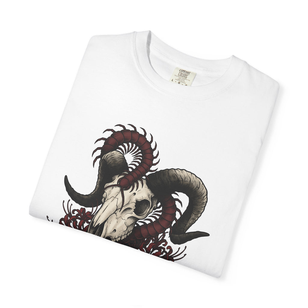 Horned Skull Shirt Animals Greenery Gift Women Creepy Tee Skull T-Shirt Wildlife Fan Dark Tshirt Foliage Graphic Macabre Insect Tshirt
