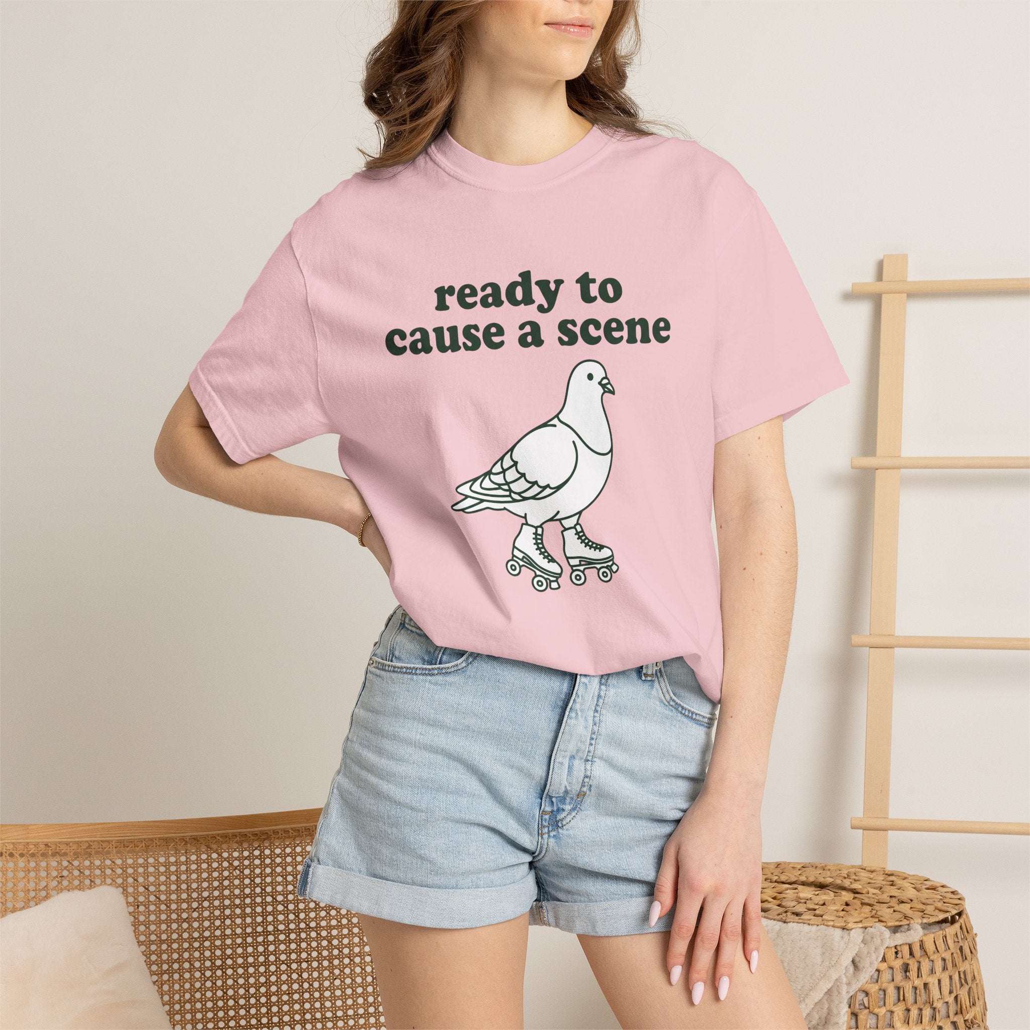 Pigeon Roller Skates Shirt Funny Animal Gift Women Minimalist Tee Roller Skater T-Shirt Humor Fan Simple Tshirt Wildlife Graphic Retro