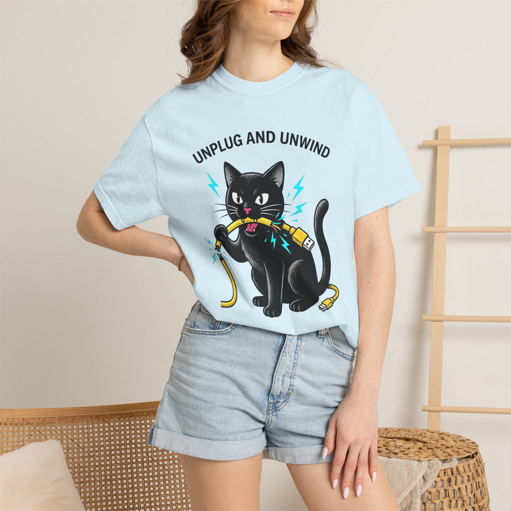 Black Cat Shirt Cat Humor Gift Women Cartoon Tee Kitty T-Shirt Feline Fan Comic Tshirt Funny Graphic Retro Usb Cable Tshirt