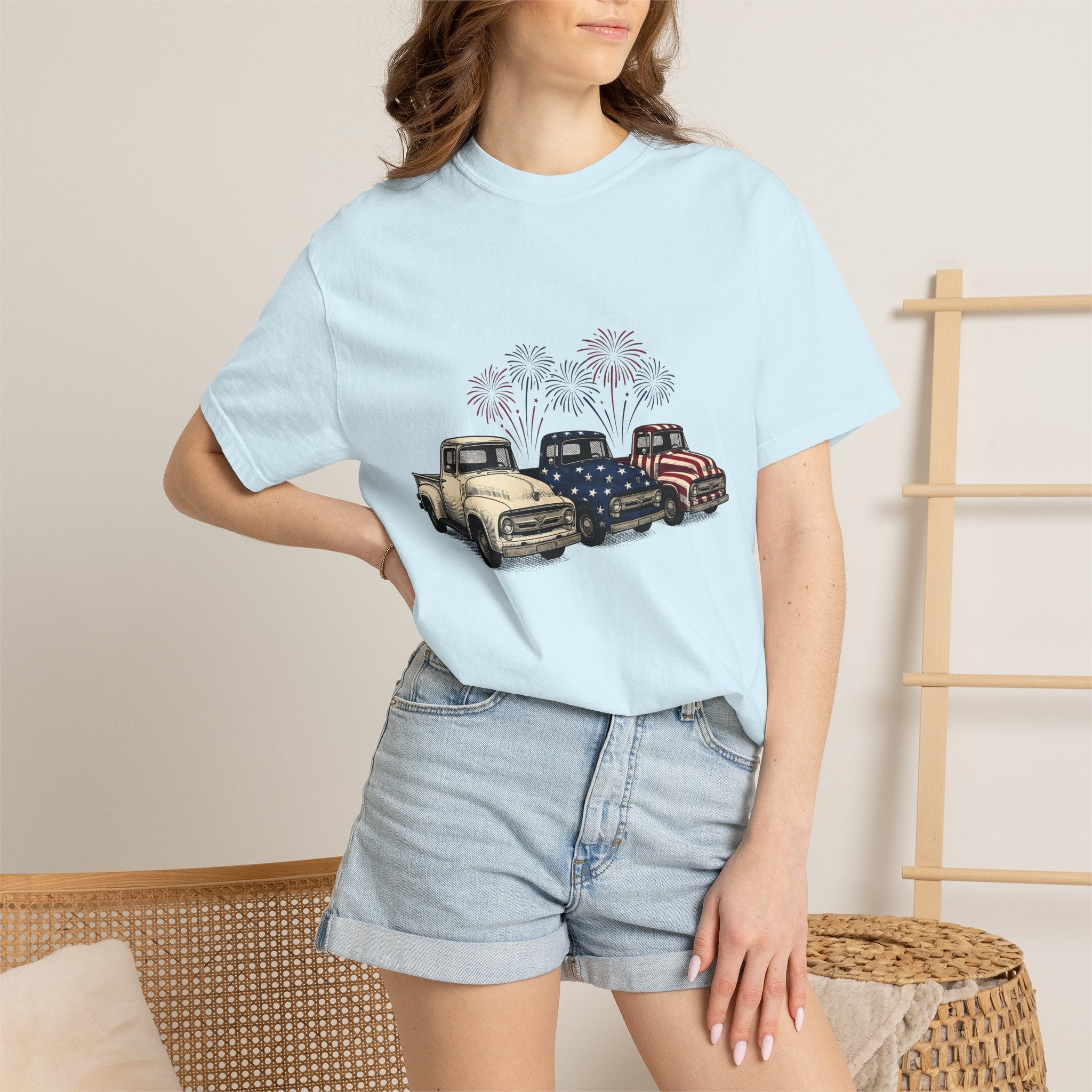 Old Trucks Shirt 4th Of July Event Gift Women Flag Tee Lorries T-Shirt Independence Day Fan Patriotic Tshirt Party Graphic Retro