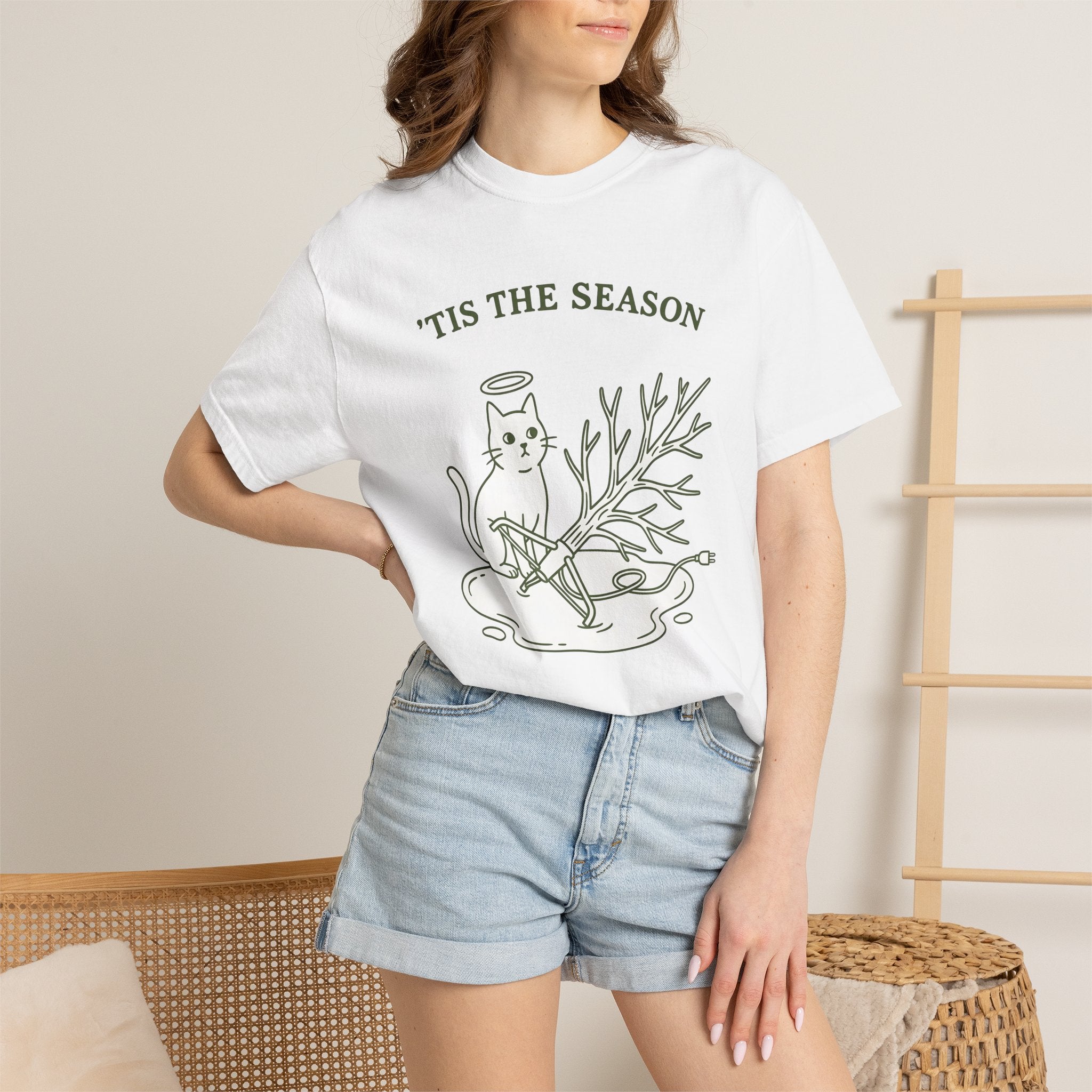 Kitty Tree Shirt Christmas Pet Shop Gift Women Cartoon Tee Cat Tree T-Shirt Xmas Fan Cat Tower Tshirt Store Graphic Sleek Glow Tshirt