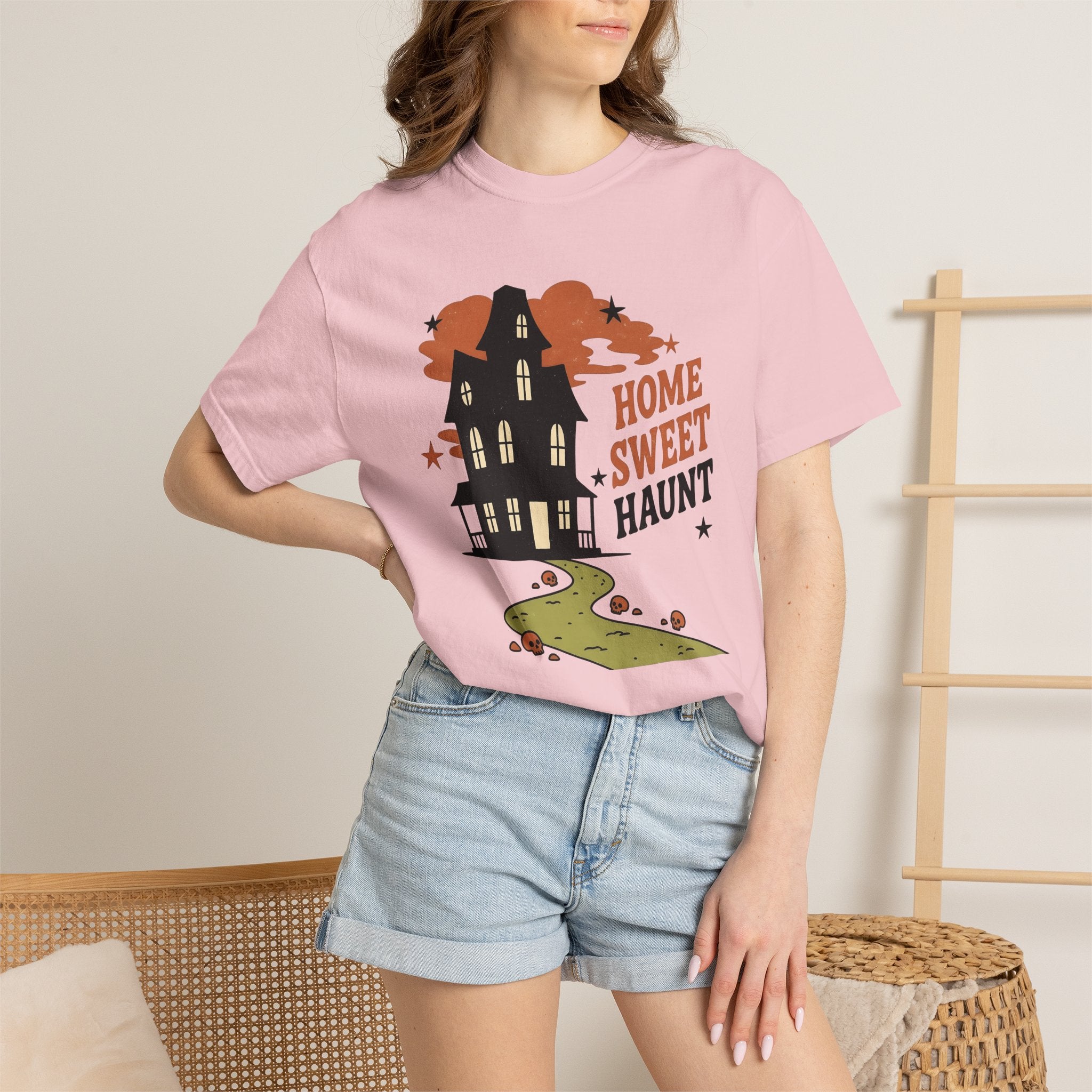 Ghost House Shirt Halloween Monster Gift Women Hand Drawn Tee Haunted House T-Shirt Horror Fan Spooky Tshirt Creature Graphic Sketch Skull