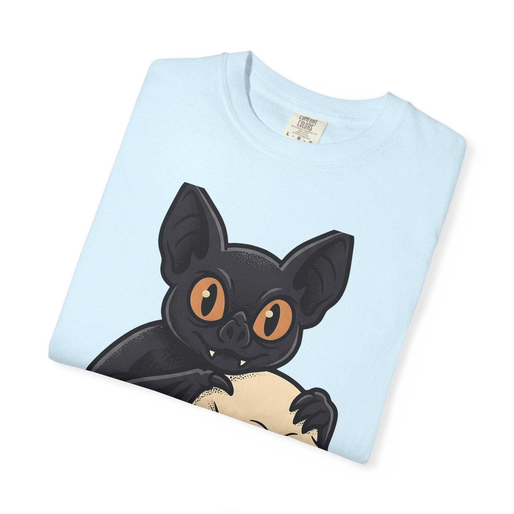 Bat Skull Shirt Halloween Gothic Gift Women Cartoon Tee Skull T-Shirt Horror Fan Spooky Tshirt Dark Graphic Vintage Eyes Tshirt