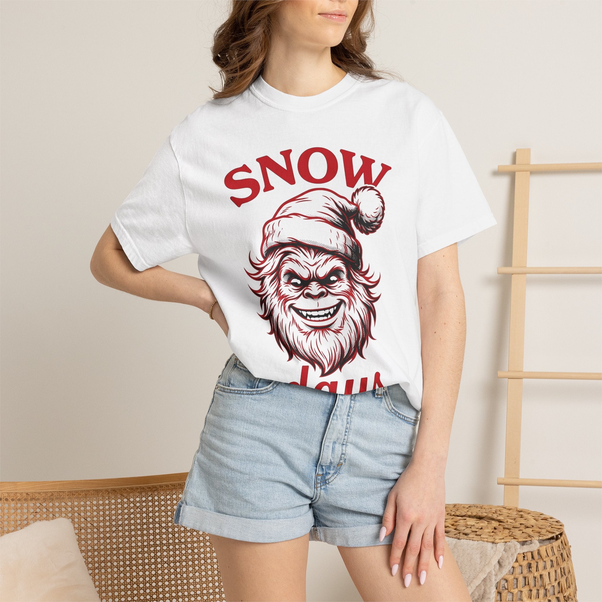 Mythical Santa Shirt Christmas Cold Gift Women Modern Art Tee Kris Kringle T-Shirt Christmas Fan Contemporary Art Tshirt Frosty Graphic Hand