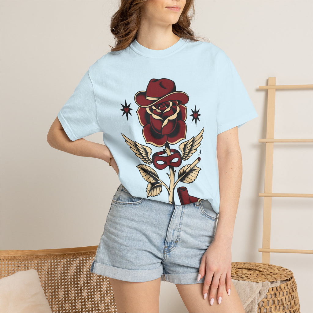 Rose Cowboy Hat Shirt Western Floral Gift Women Tattoo Tee Cowboy Hat T-Shirt Rodeo Fan Tattooed Tshirt Flower Graphic Vintage Wings Tshirt