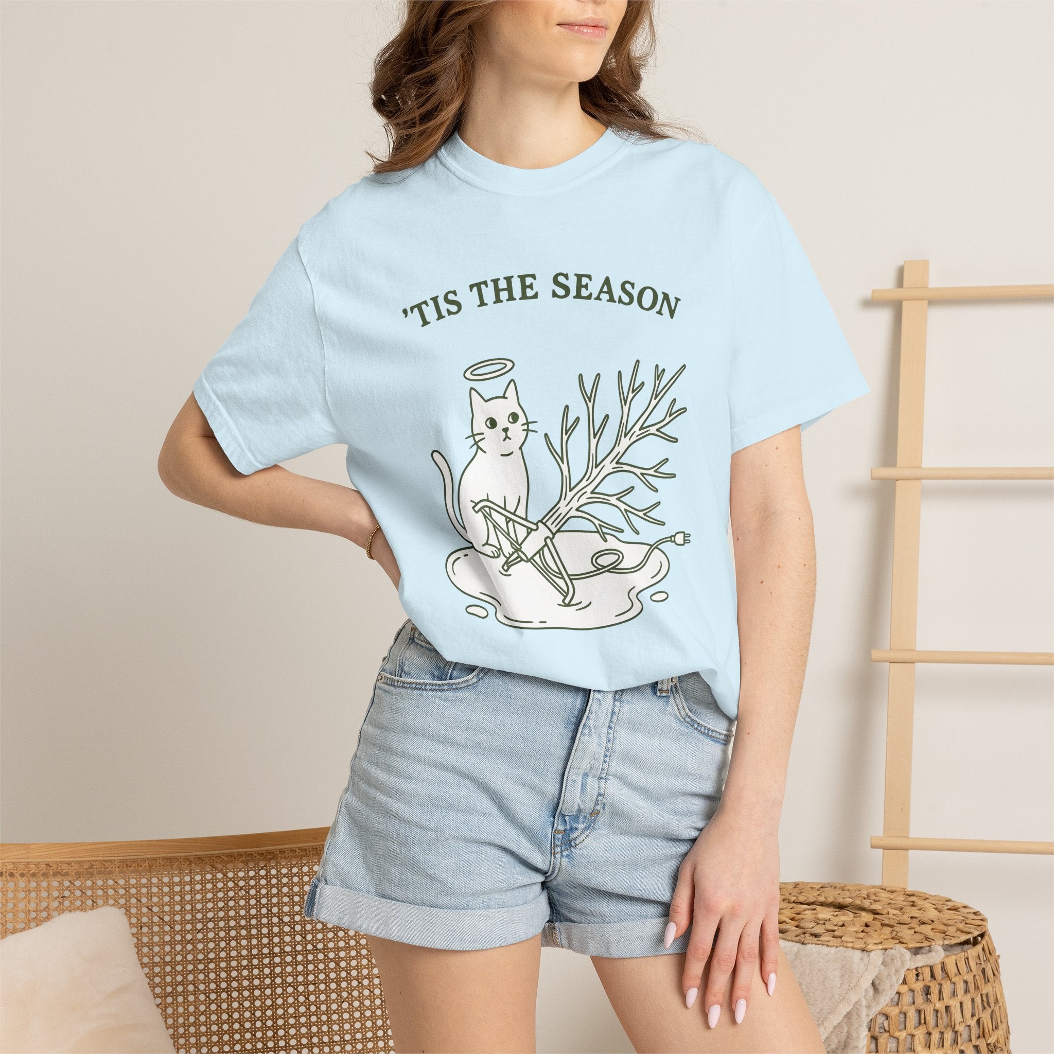 Kitty Tree Shirt Christmas Pet Shop Gift Women Cartoon Tee Cat Tree T-Shirt Xmas Fan Cat Tower Tshirt Store Graphic Sleek Glow Tshirt